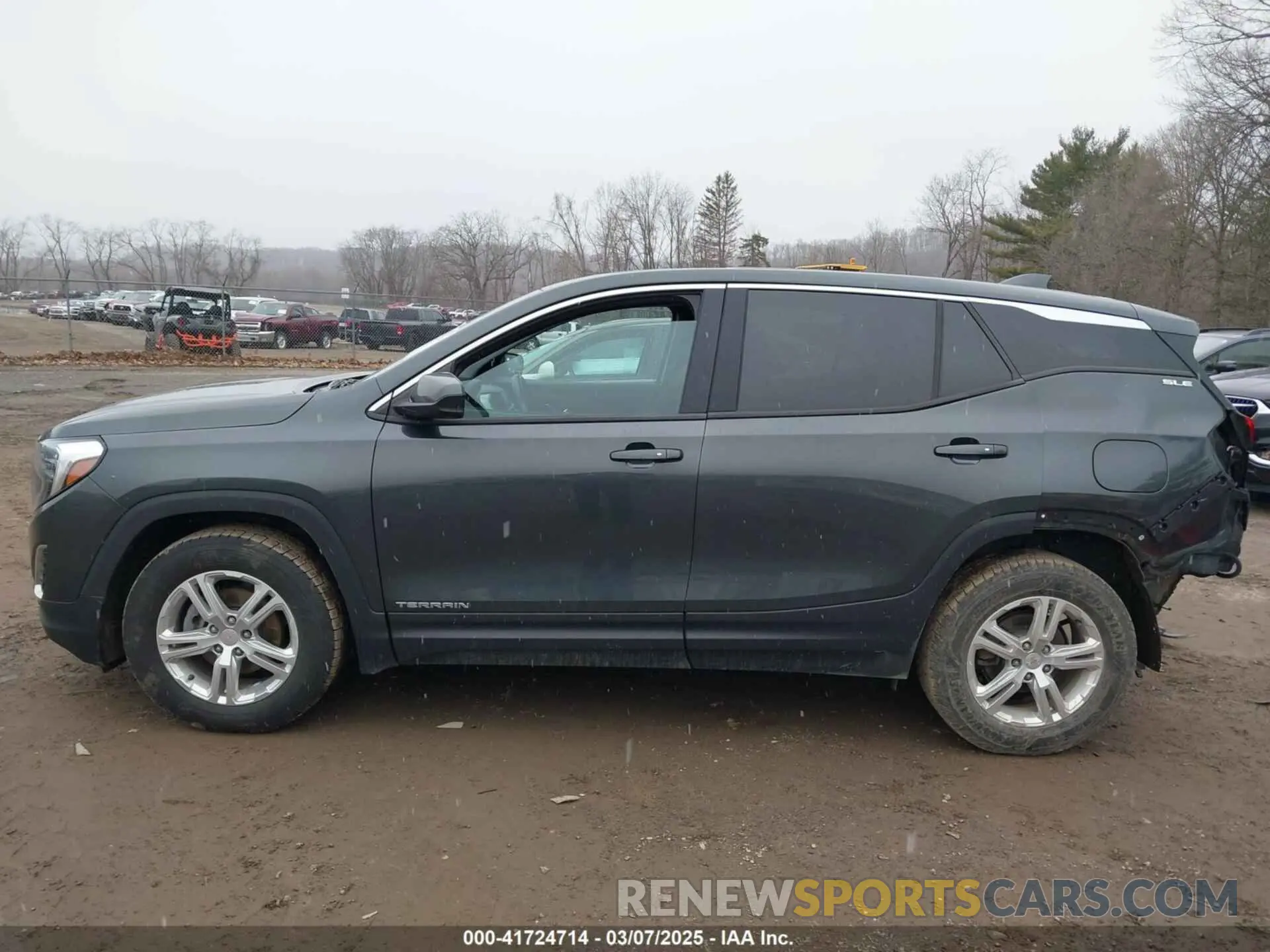15 fotografías del automóvil dañado 3GKALMEV6LL194018 GMC TERRAIN 2020