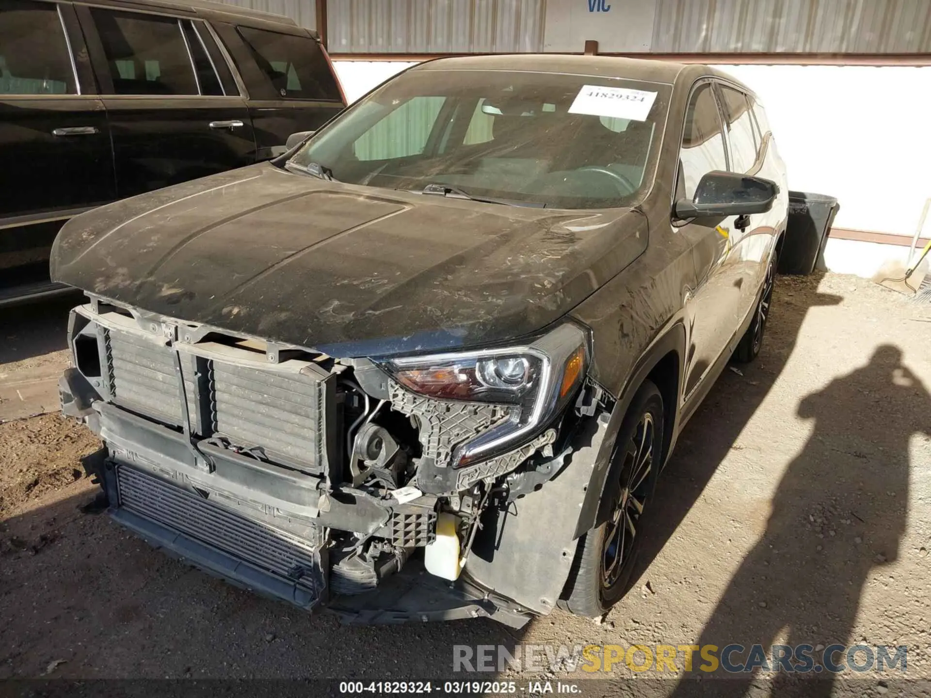 2 fotografías del automóvil dañado 3GKALMEV6LL296032 GMC TERRAIN 2020