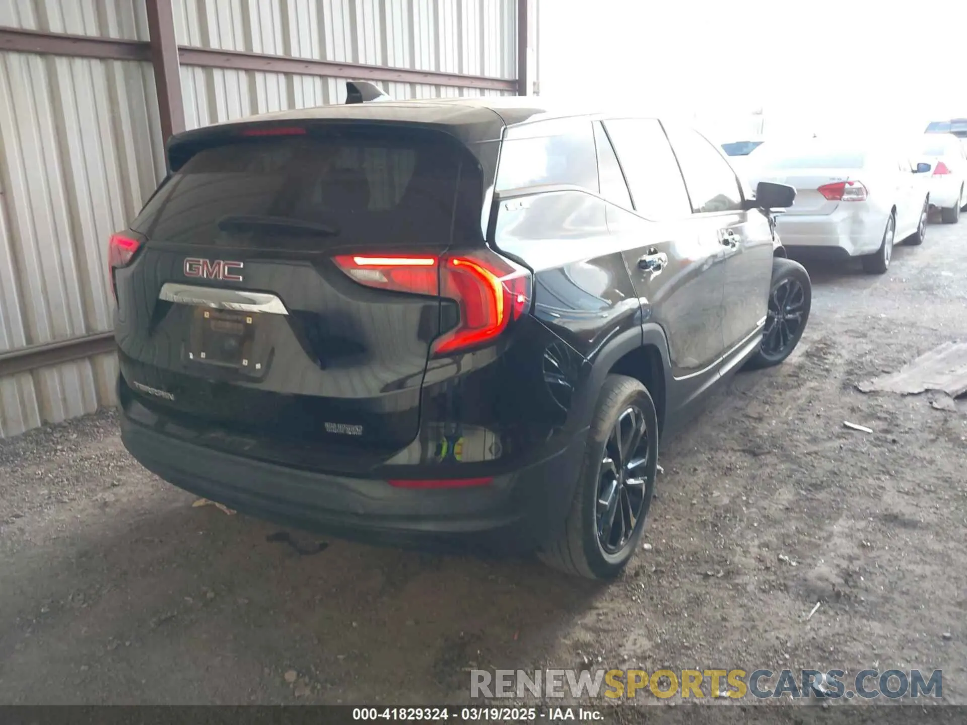 4 fotografías del automóvil dañado 3GKALMEV6LL296032 GMC TERRAIN 2020