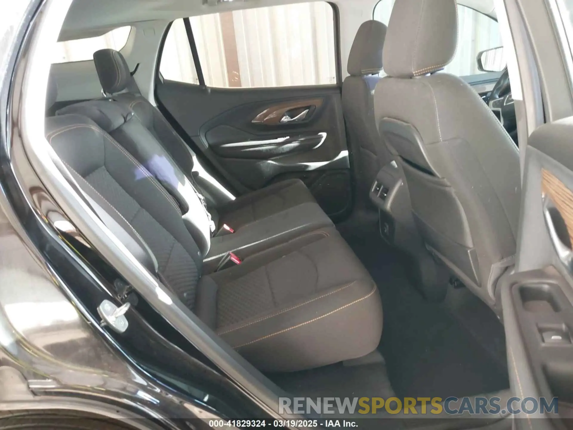 8 fotografías del automóvil dañado 3GKALMEV6LL296032 GMC TERRAIN 2020