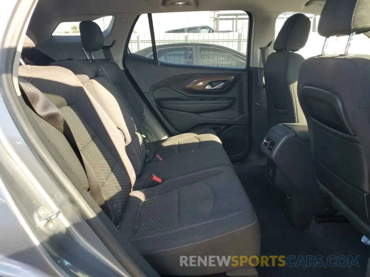 10 fotografías del automóvil dañado 3GKALMEV7LL145491 GMC TERRAIN 2020