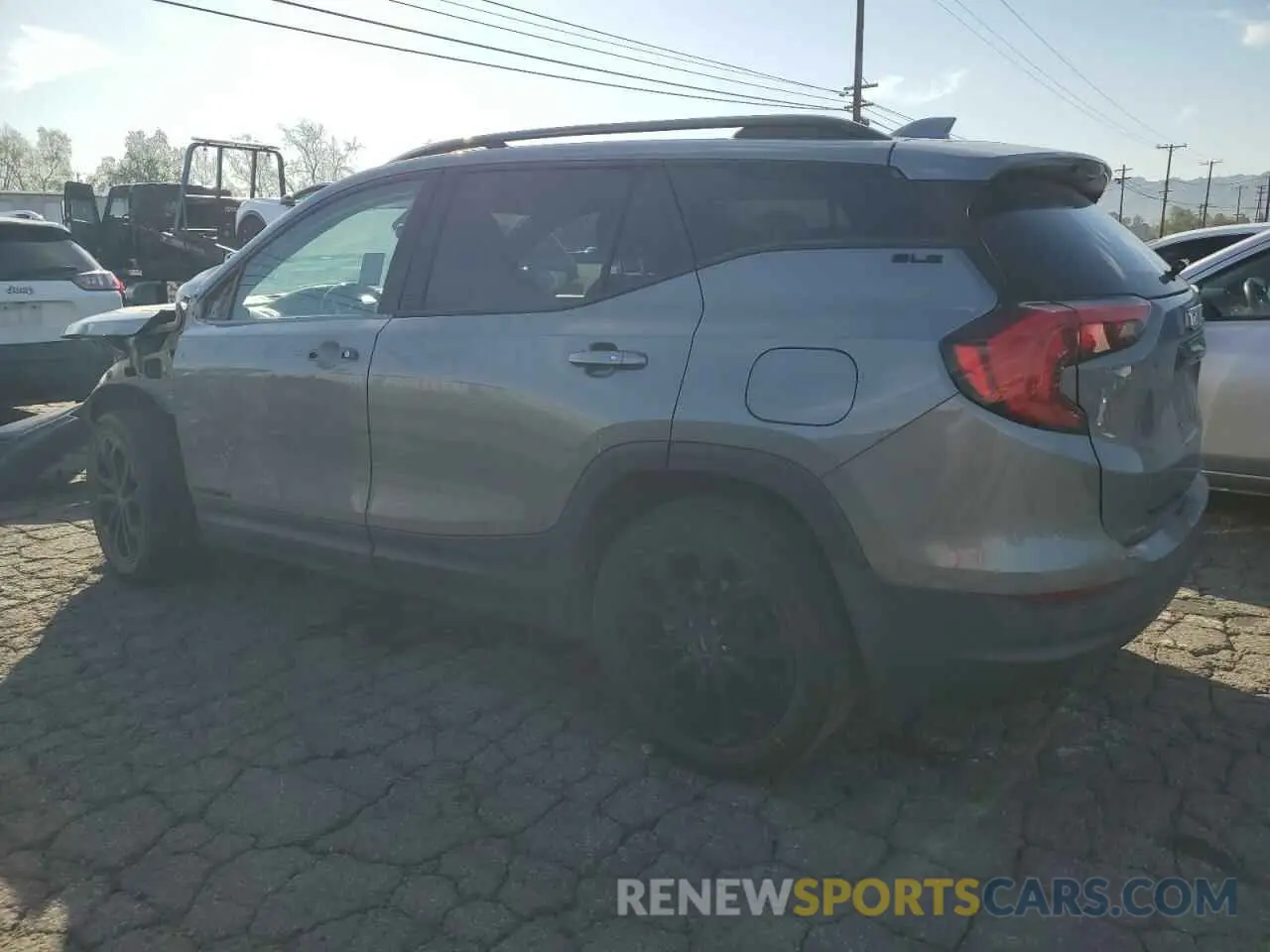 2 fotografías del automóvil dañado 3GKALMEV7LL145491 GMC TERRAIN 2020