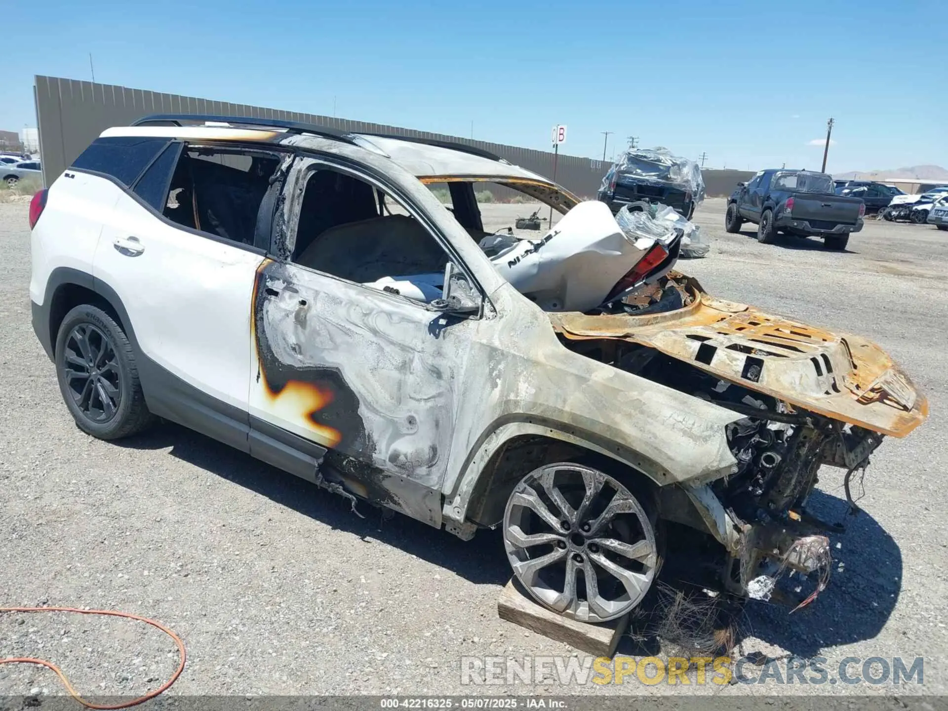1 fotografías del automóvil dañado 3GKALMEV7LL284018 GMC TERRAIN 2020