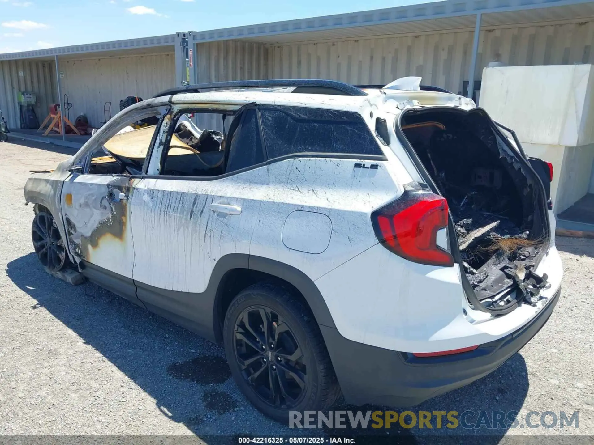 3 fotografías del automóvil dañado 3GKALMEV7LL284018 GMC TERRAIN 2020