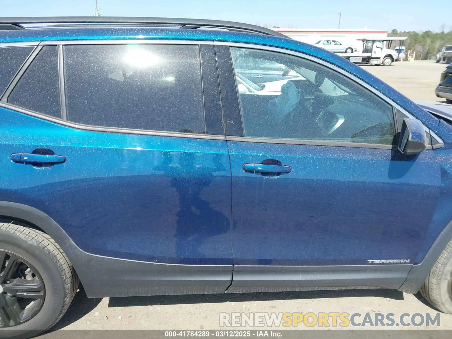 13 fotografías del automóvil dañado 3GKALMEV7LL306955 GMC TERRAIN 2020