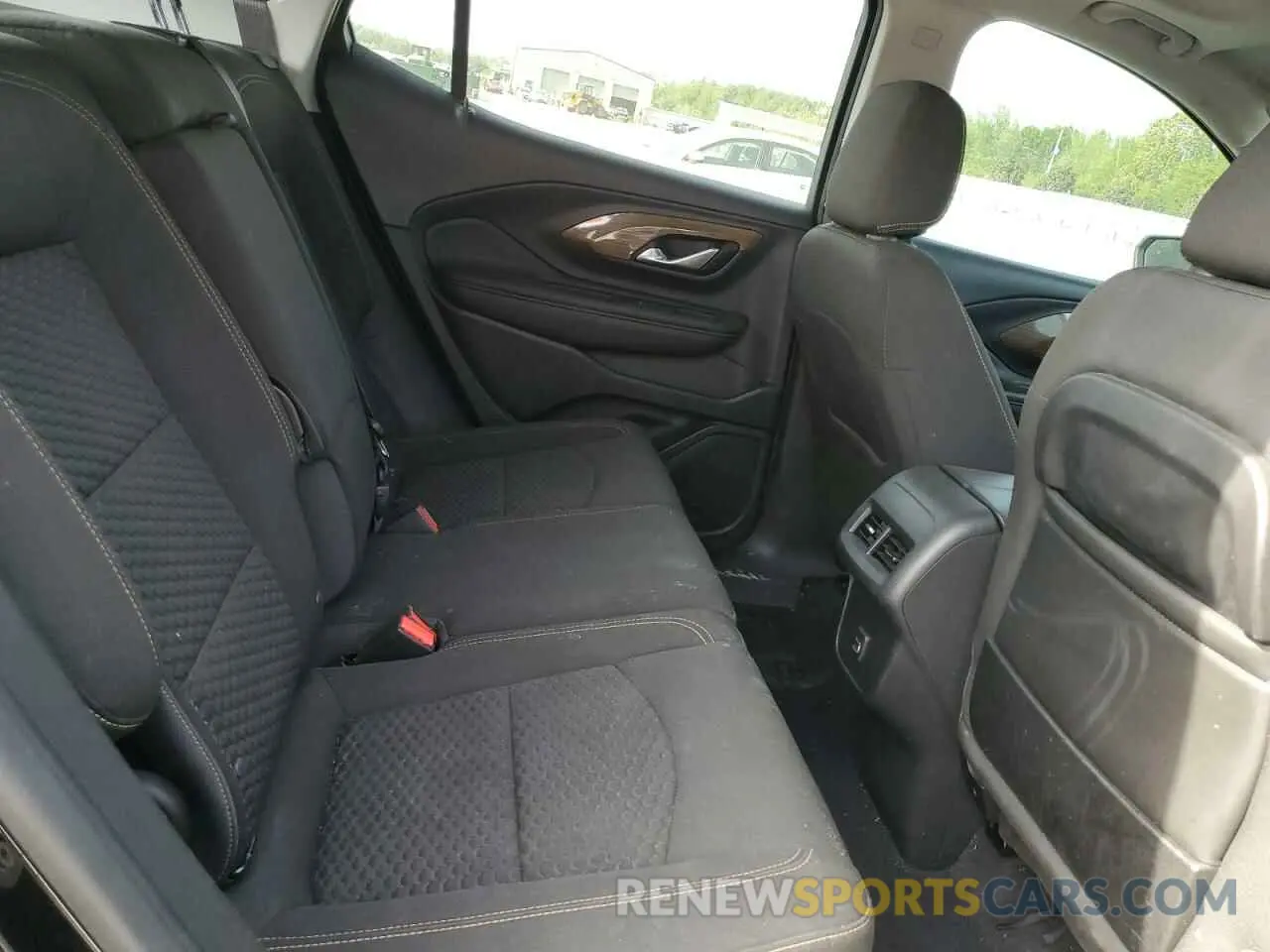 11 fotografías del automóvil dañado 3GKALMEV8LL103119 GMC TERRAIN 2020