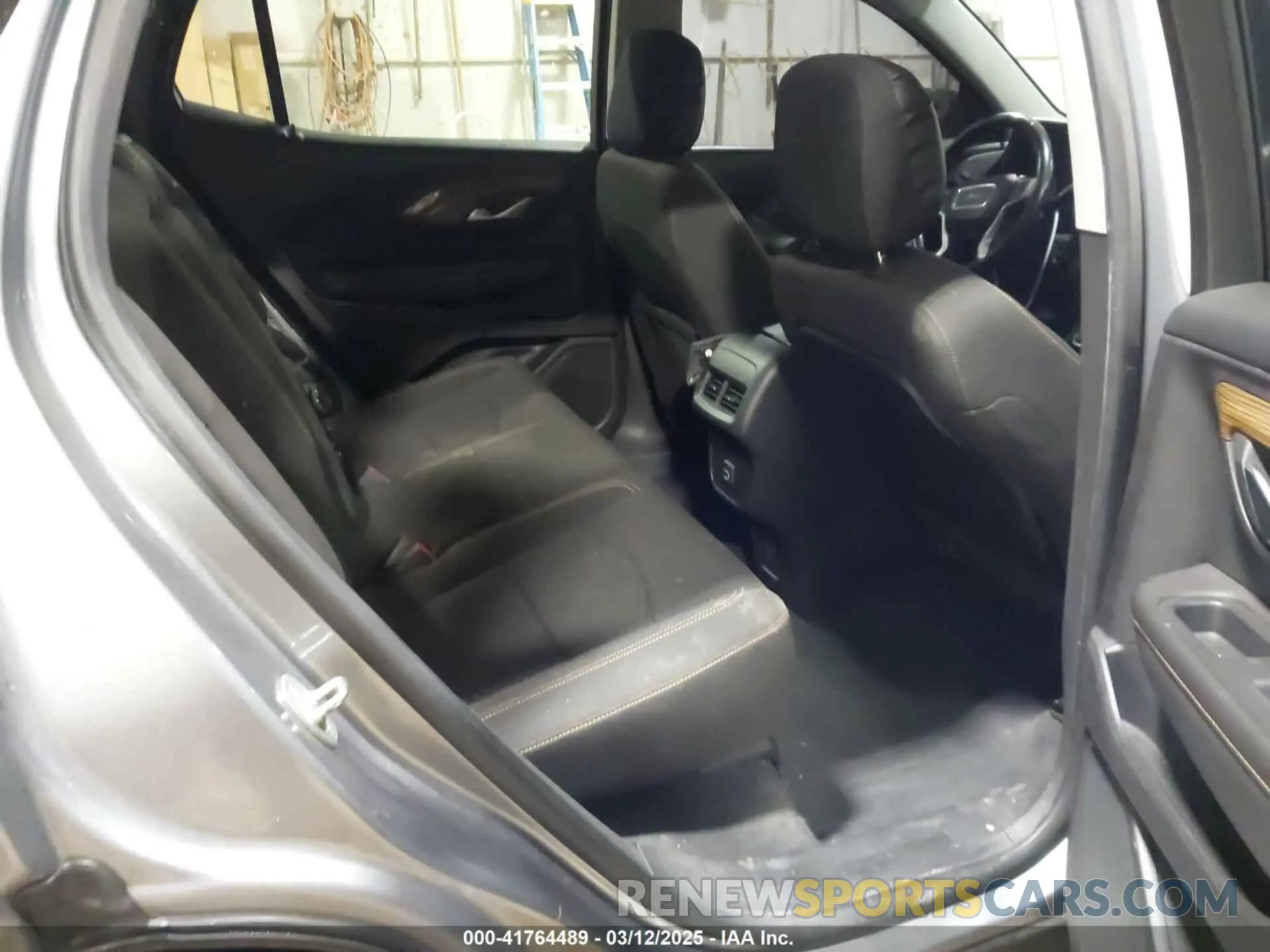 8 fotografías del automóvil dañado 3GKALMEV8LL139974 GMC TERRAIN 2020