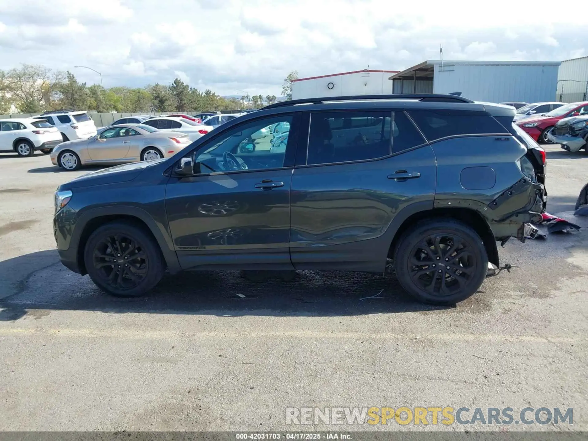 15 fotografías del automóvil dañado 3GKALMEV8LL157133 GMC TERRAIN 2020