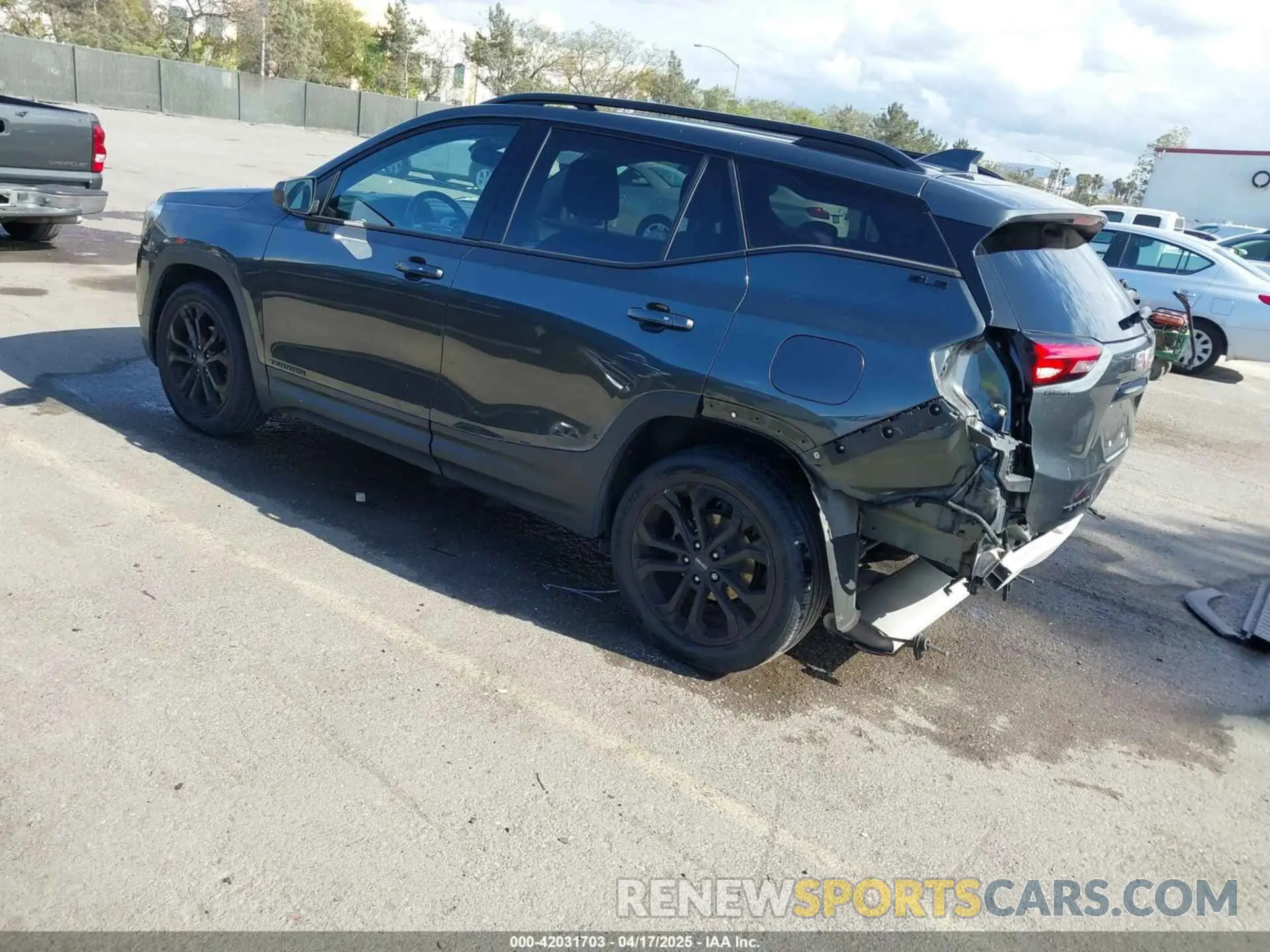 3 fotografías del automóvil dañado 3GKALMEV8LL157133 GMC TERRAIN 2020