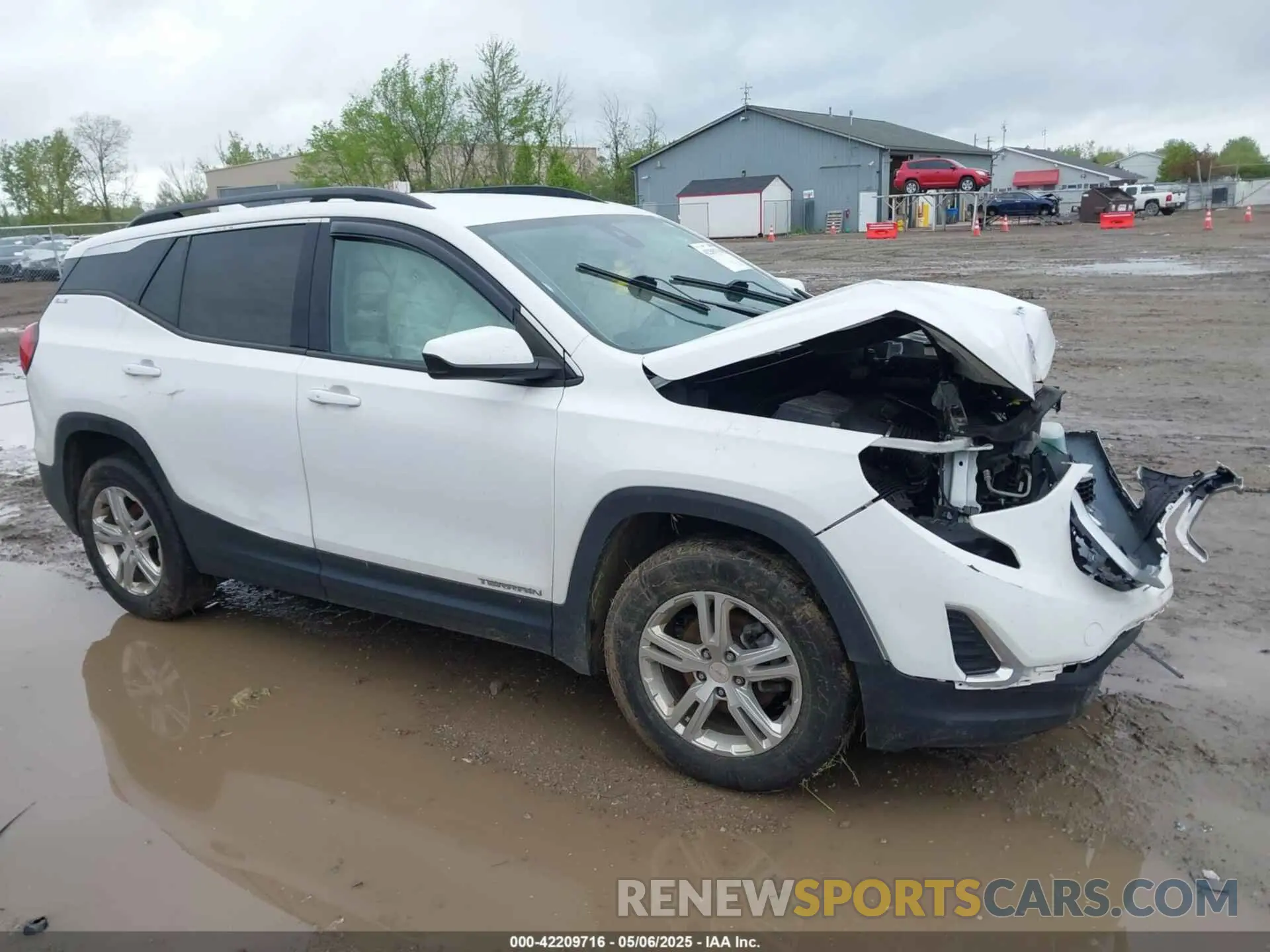 12 fotografías del automóvil dañado 3GKALMEV8LL178936 GMC TERRAIN 2020