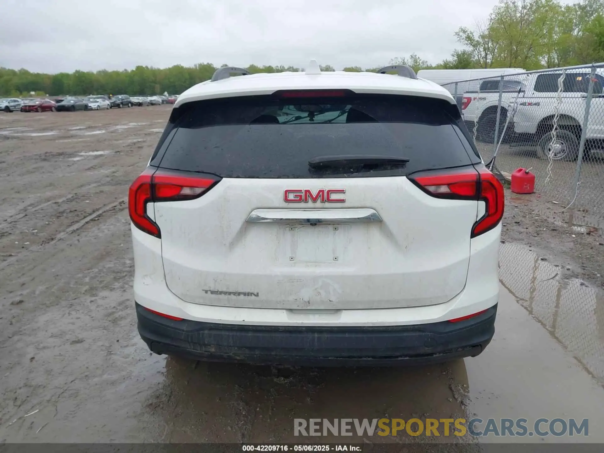 15 fotografías del automóvil dañado 3GKALMEV8LL178936 GMC TERRAIN 2020