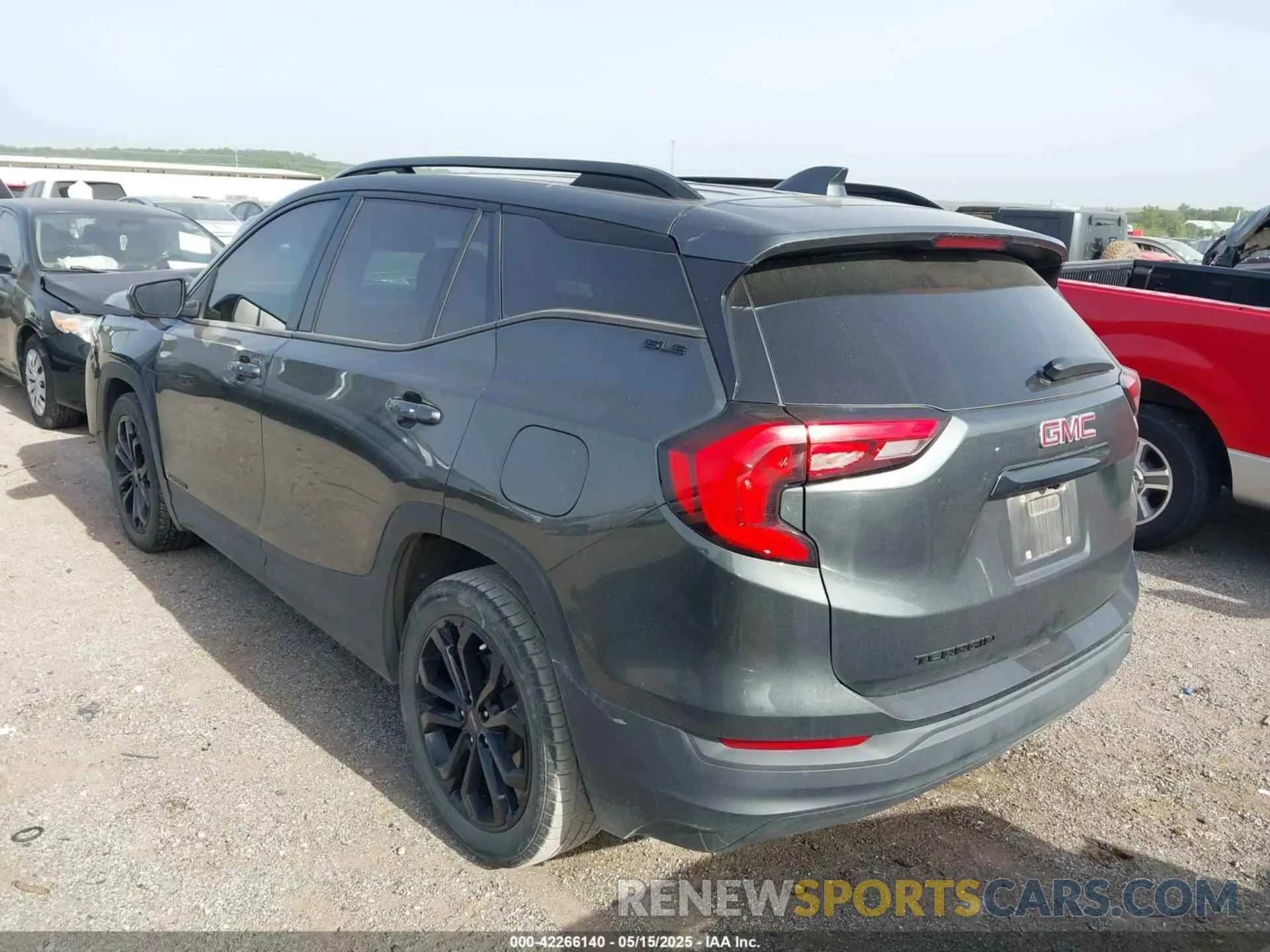 3 fotografías del automóvil dañado 3GKALMEV8LL186664 GMC TERRAIN 2020