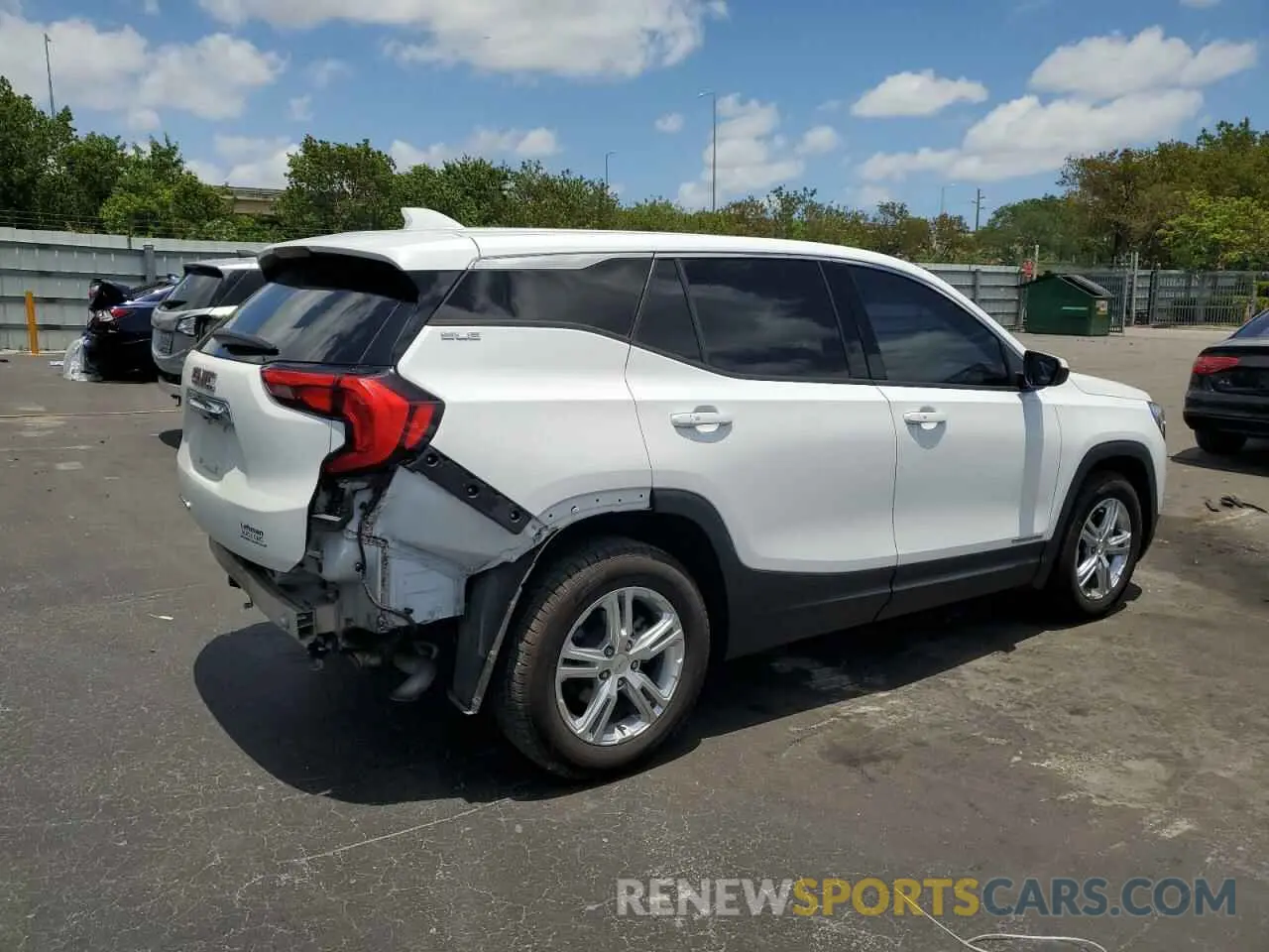 3 fotografías del automóvil dañado 3GKALMEV9LL123525 GMC TERRAIN 2020