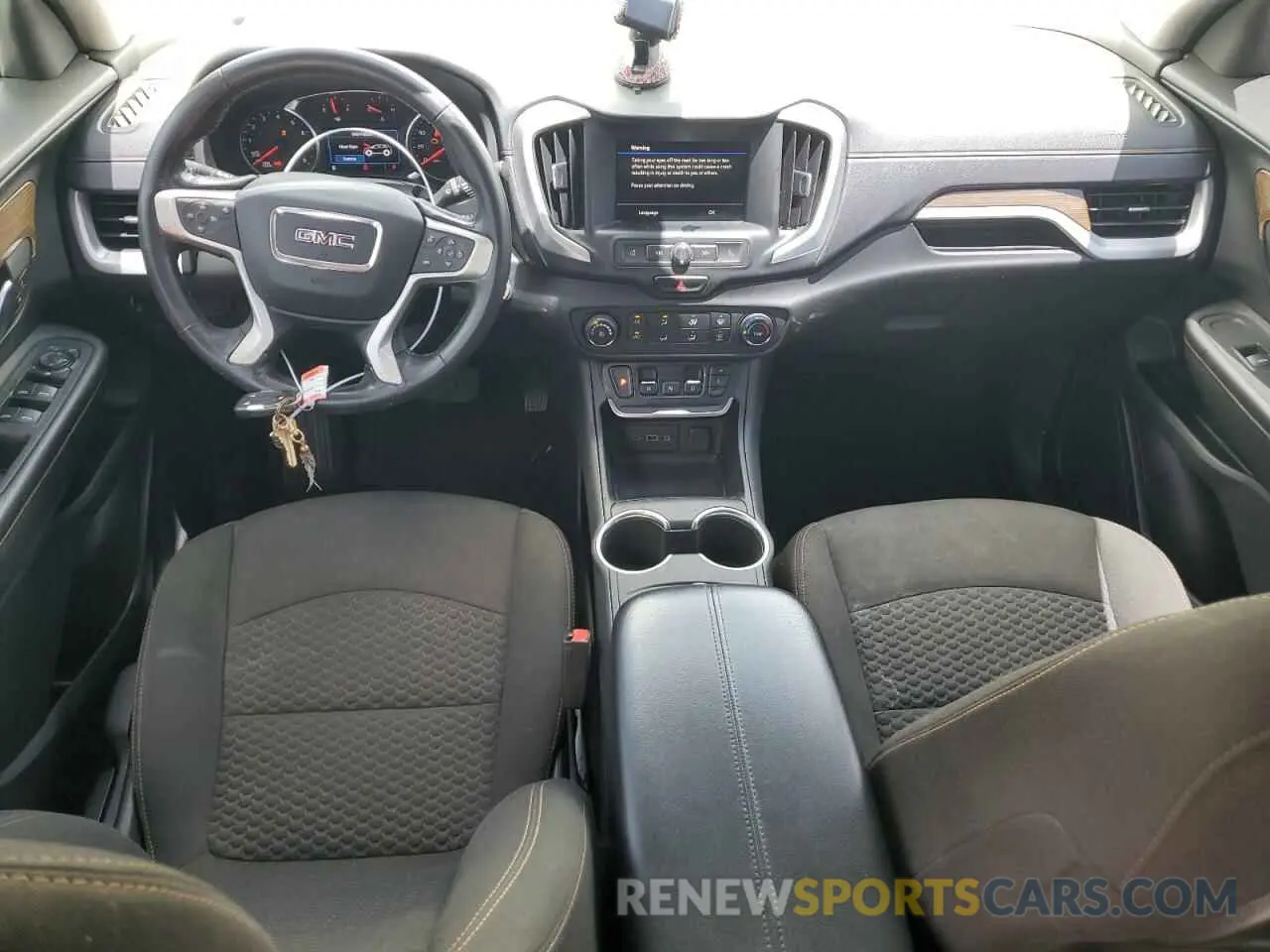 8 fotografías del automóvil dañado 3GKALMEV9LL123525 GMC TERRAIN 2020