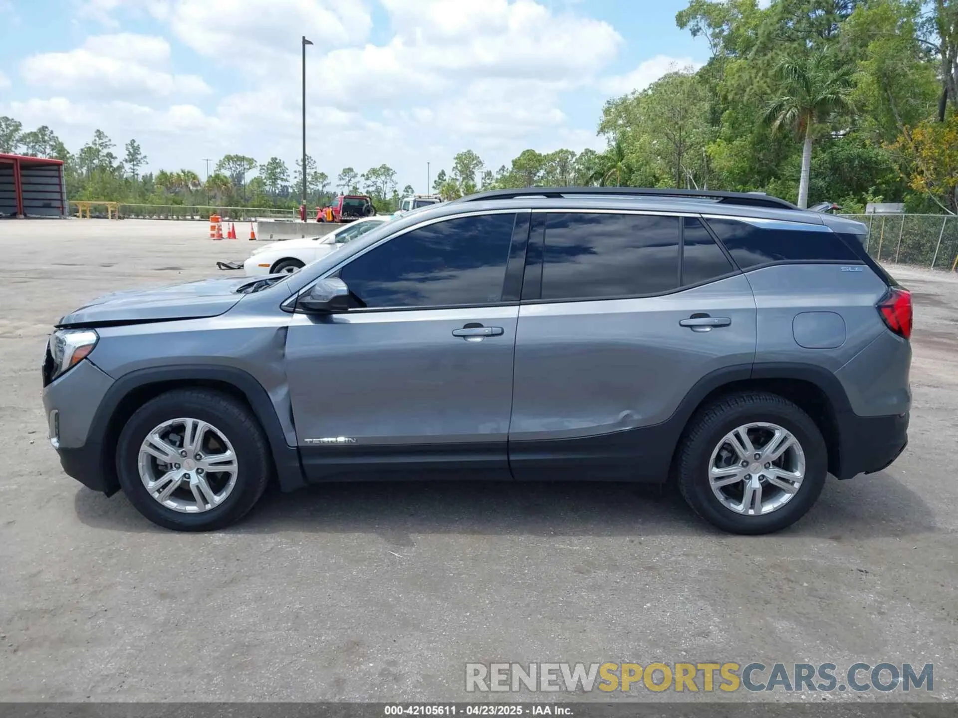 14 fotografías del automóvil dañado 3GKALMEV9LL187161 GMC TERRAIN 2020