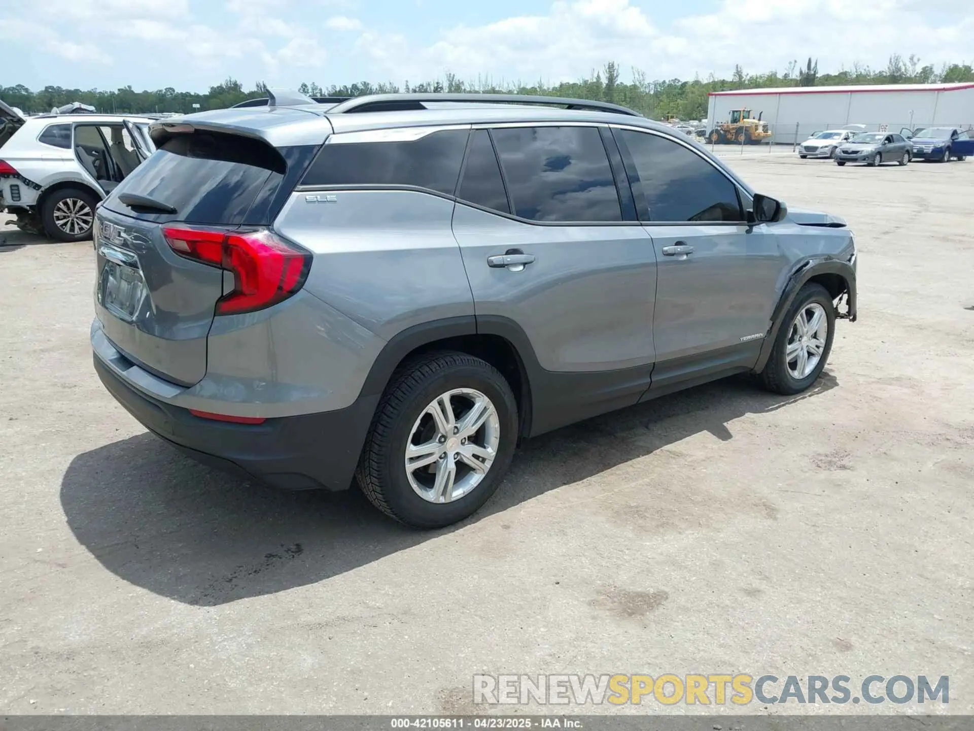 4 fotografías del automóvil dañado 3GKALMEV9LL187161 GMC TERRAIN 2020