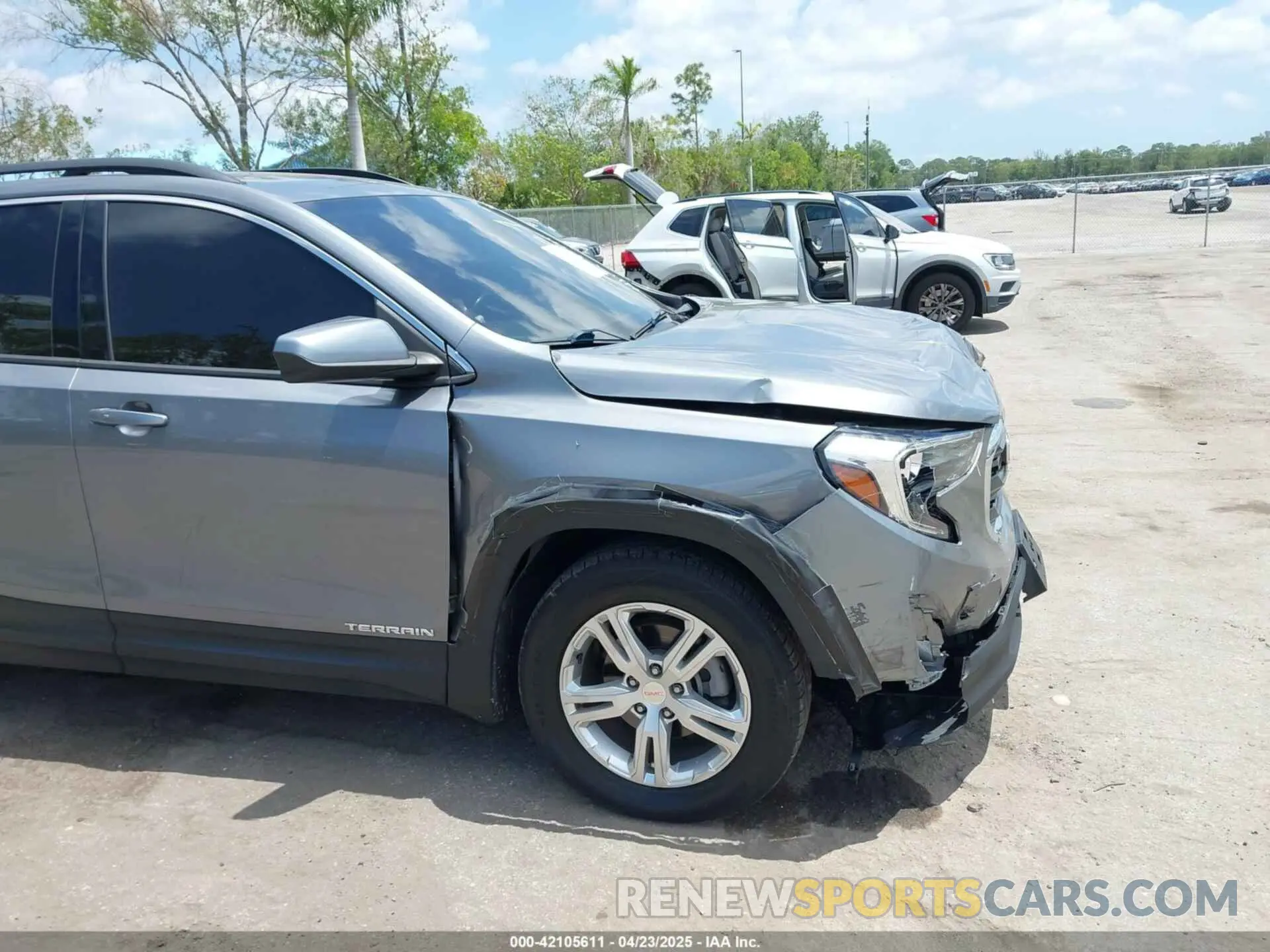 6 fotografías del automóvil dañado 3GKALMEV9LL187161 GMC TERRAIN 2020