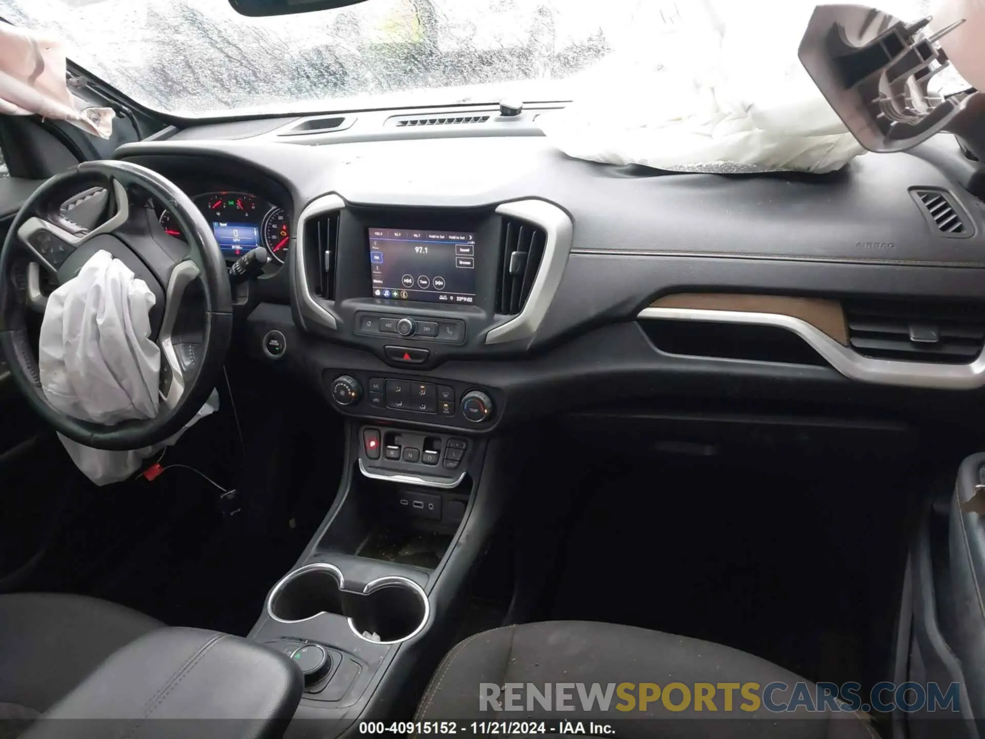 5 fotografías del automóvil dañado 3GKALMEVXLL196807 GMC TERRAIN 2020