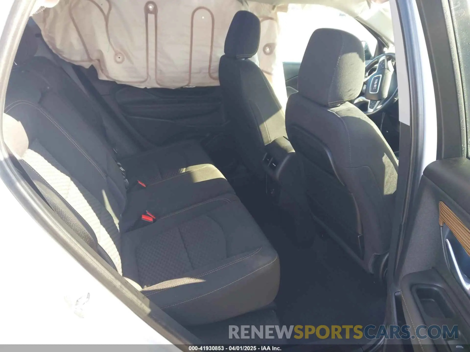 8 fotografías del automóvil dañado 3GKALMEVXLL309820 GMC TERRAIN 2020