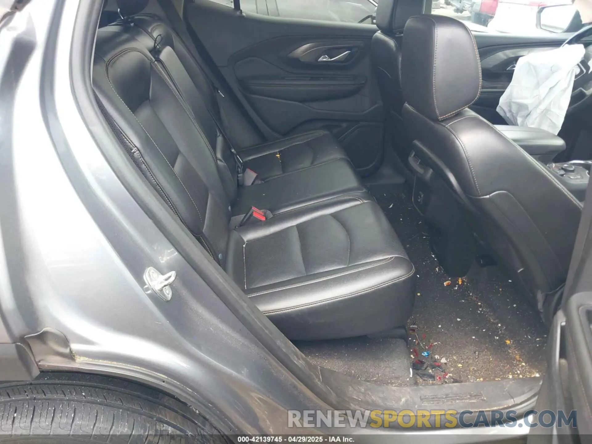 8 fotografías del automóvil dañado 3GKALPEV1LL248133 GMC TERRAIN 2020