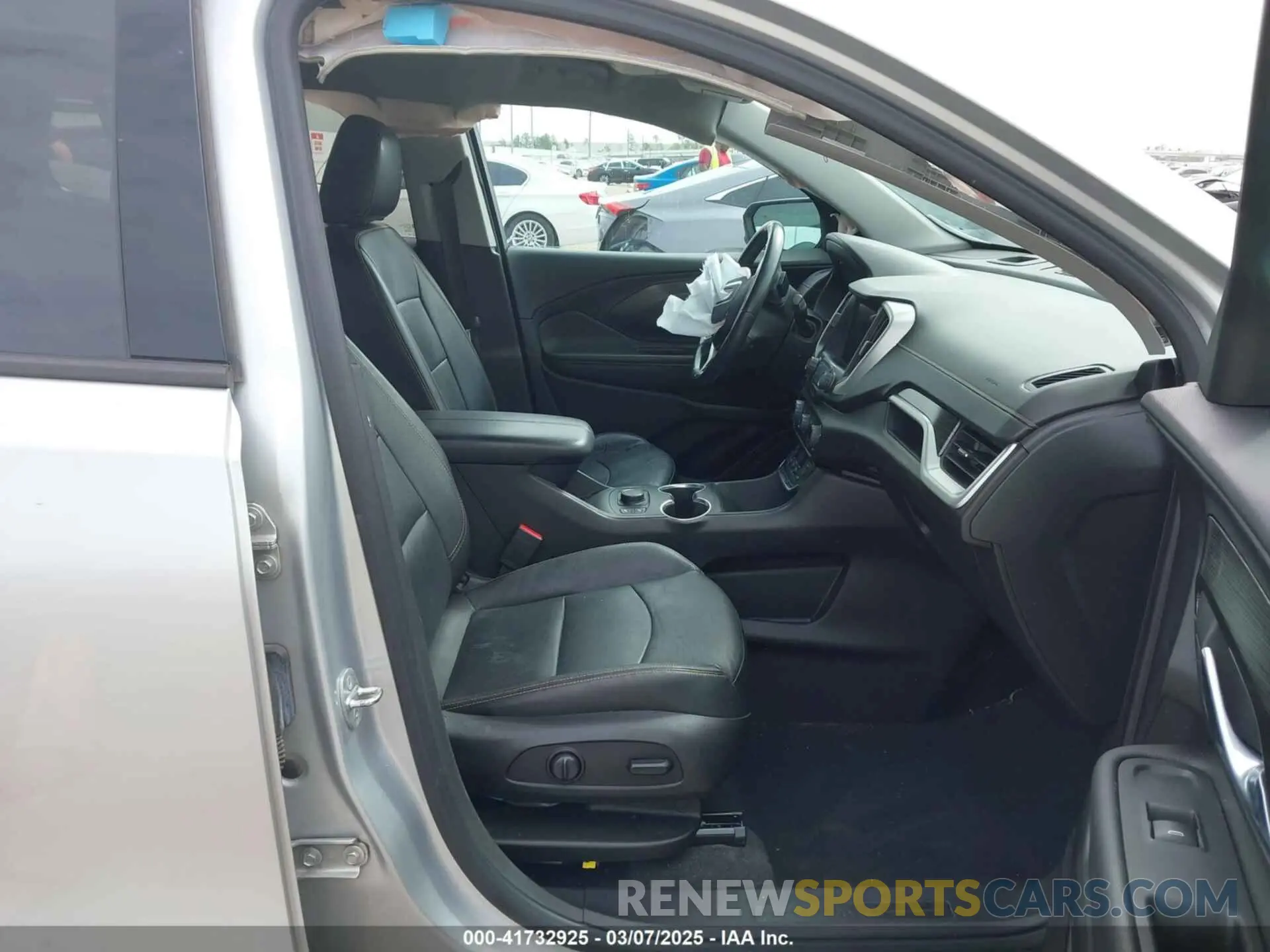 5 fotografías del automóvil dañado 3GKALPEV1LL294335 GMC TERRAIN 2020