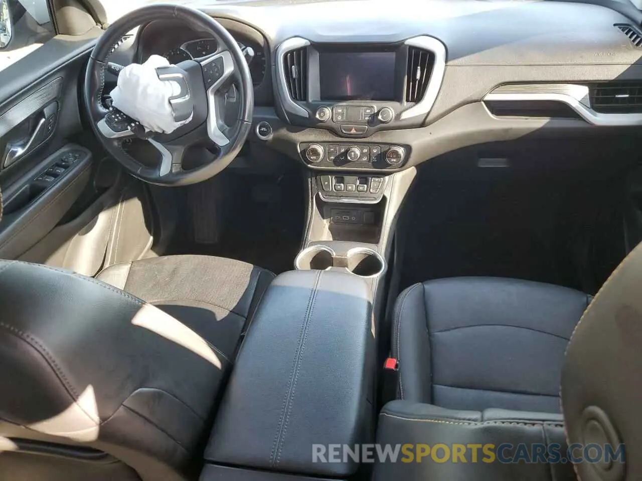 8 fotografías del automóvil dañado 3GKALPEV4LL244089 GMC TERRAIN 2020