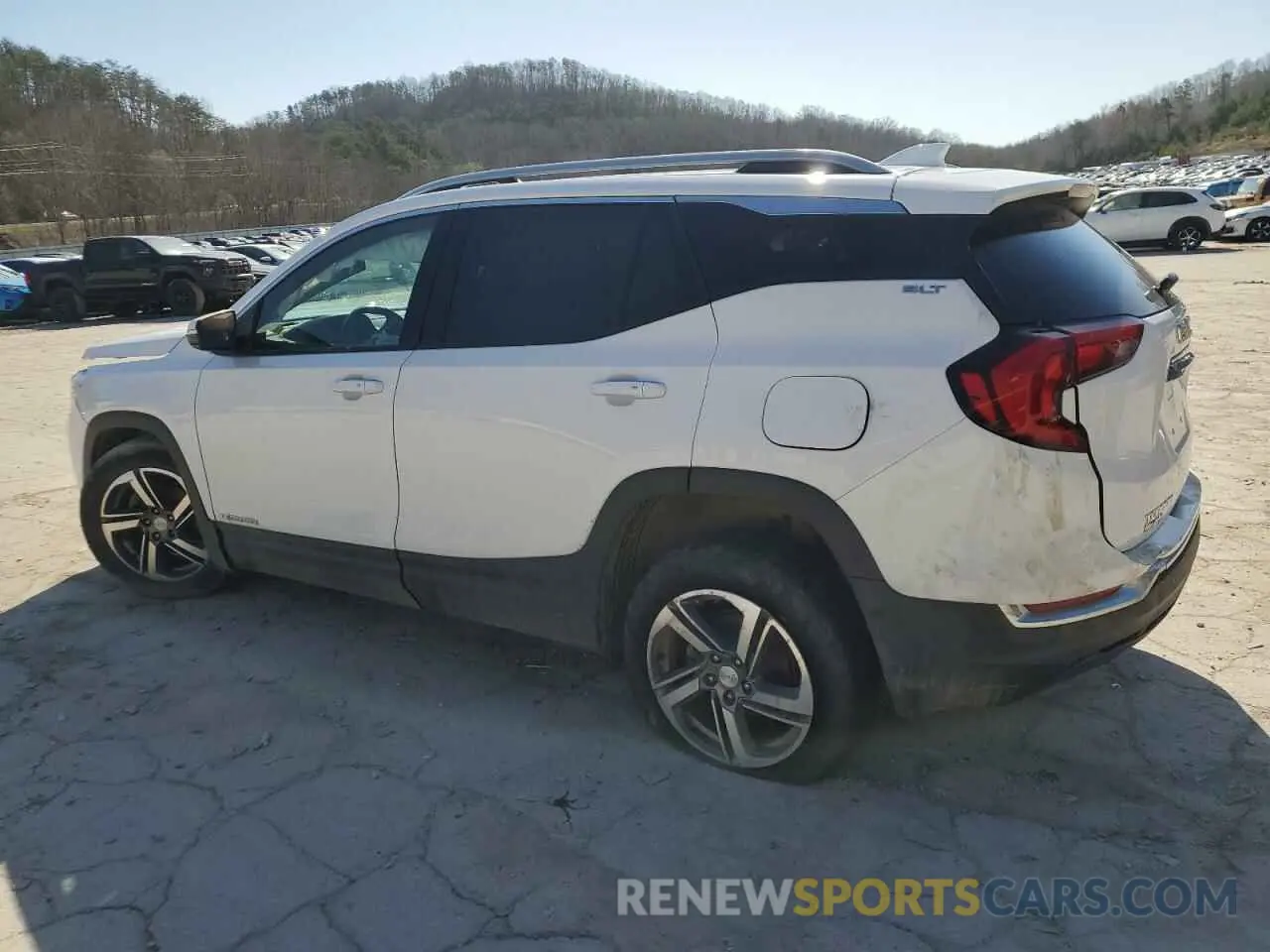 2 fotografías del automóvil dañado 3GKALPEV4LL301469 GMC TERRAIN 2020