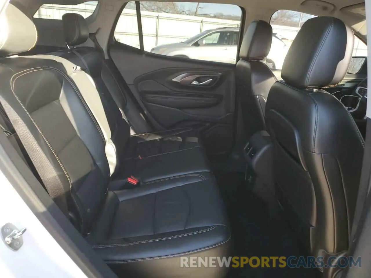 11 fotografías del automóvil dañado 3GKALPEV4LL307658 GMC TERRAIN 2020