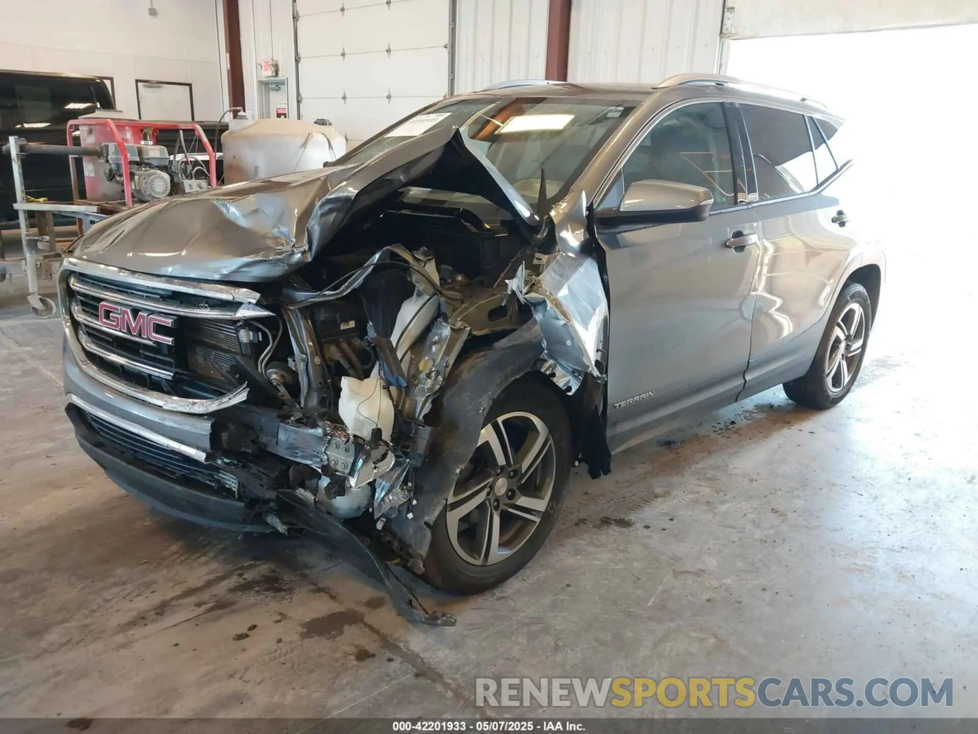2 fotografías del automóvil dañado 3GKALPEV5LL167524 GMC TERRAIN 2020