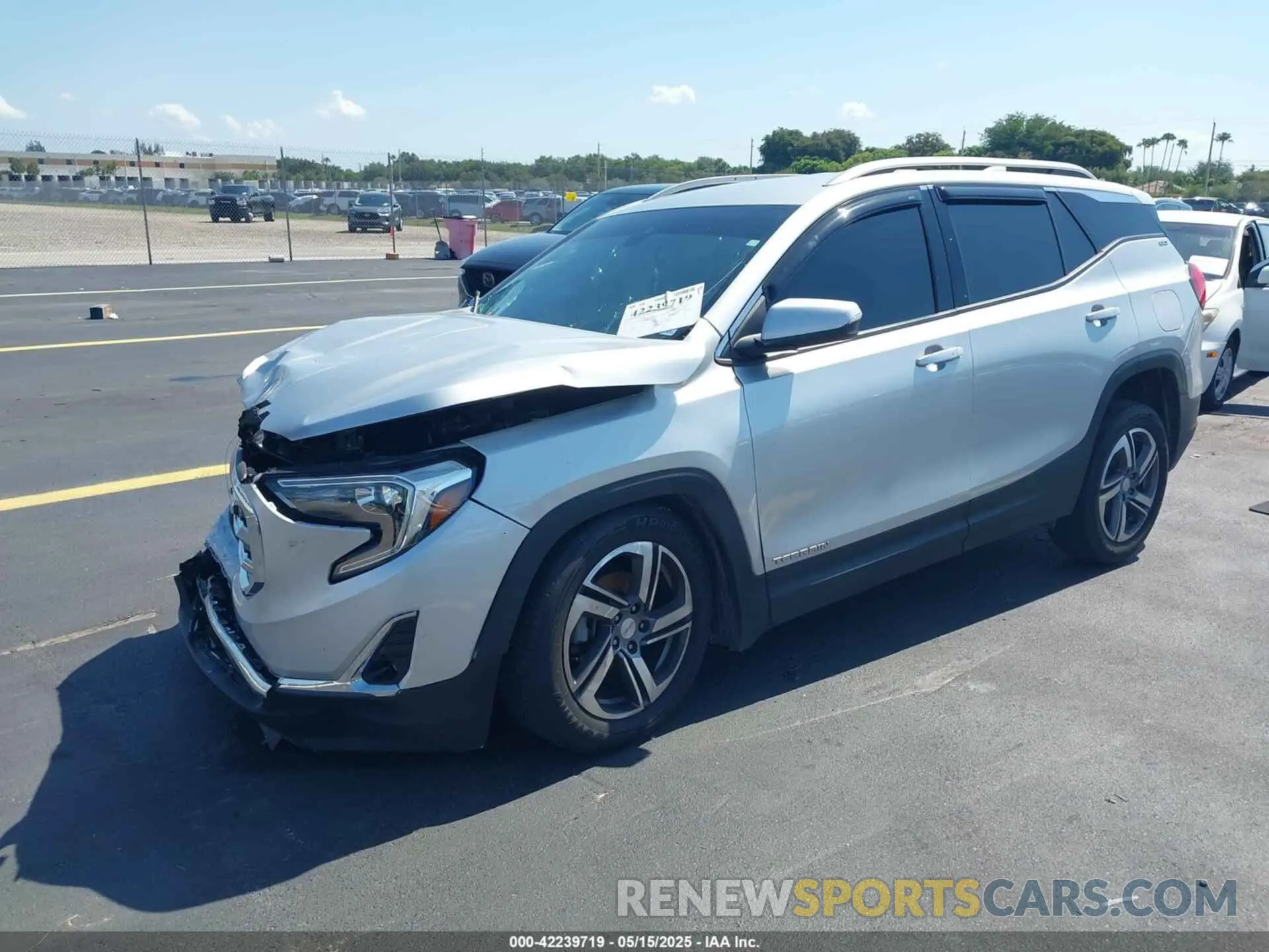 2 fotografías del automóvil dañado 3GKALPEV5LL268272 GMC TERRAIN 2020