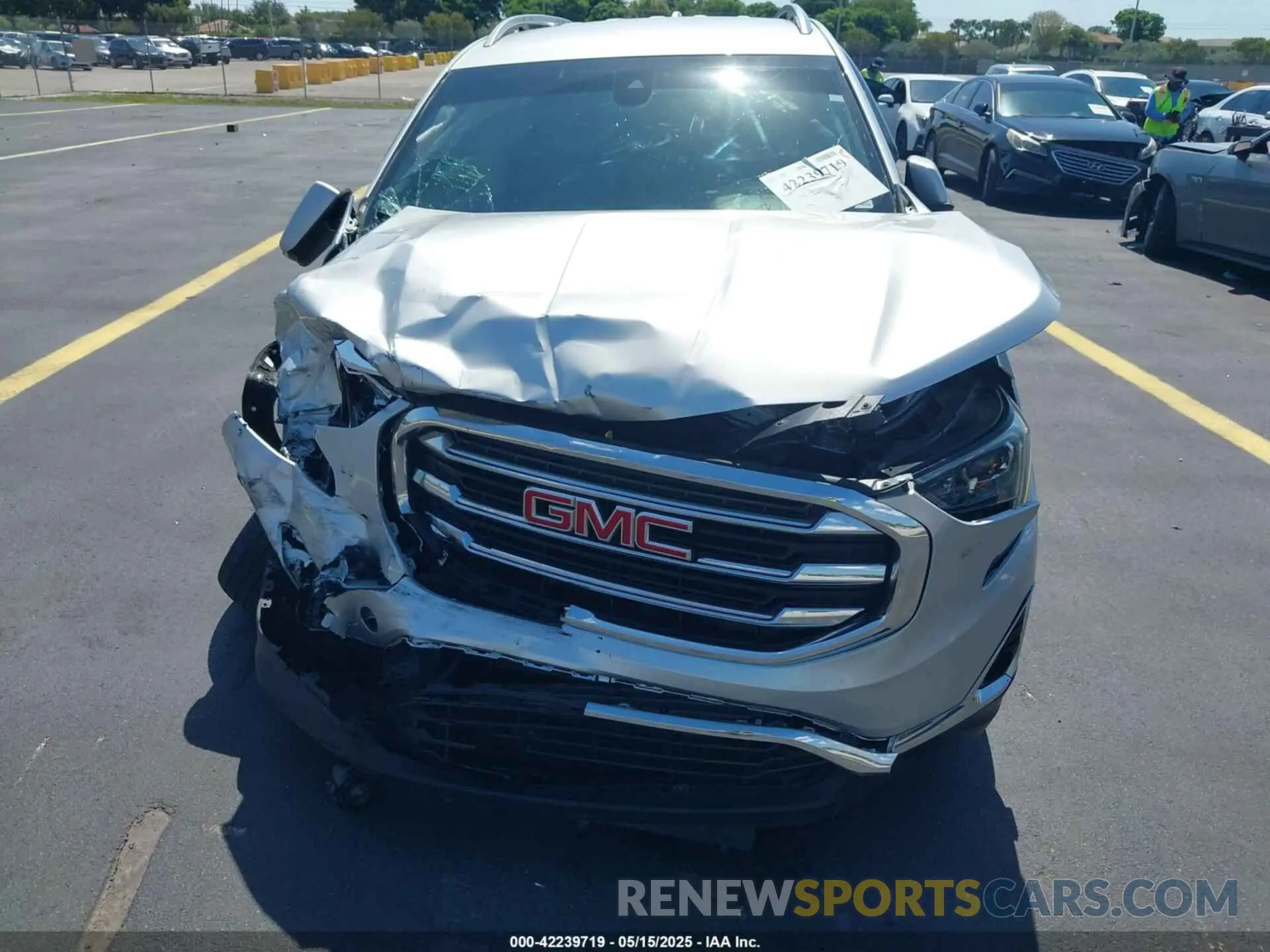 6 fotografías del automóvil dañado 3GKALPEV5LL268272 GMC TERRAIN 2020