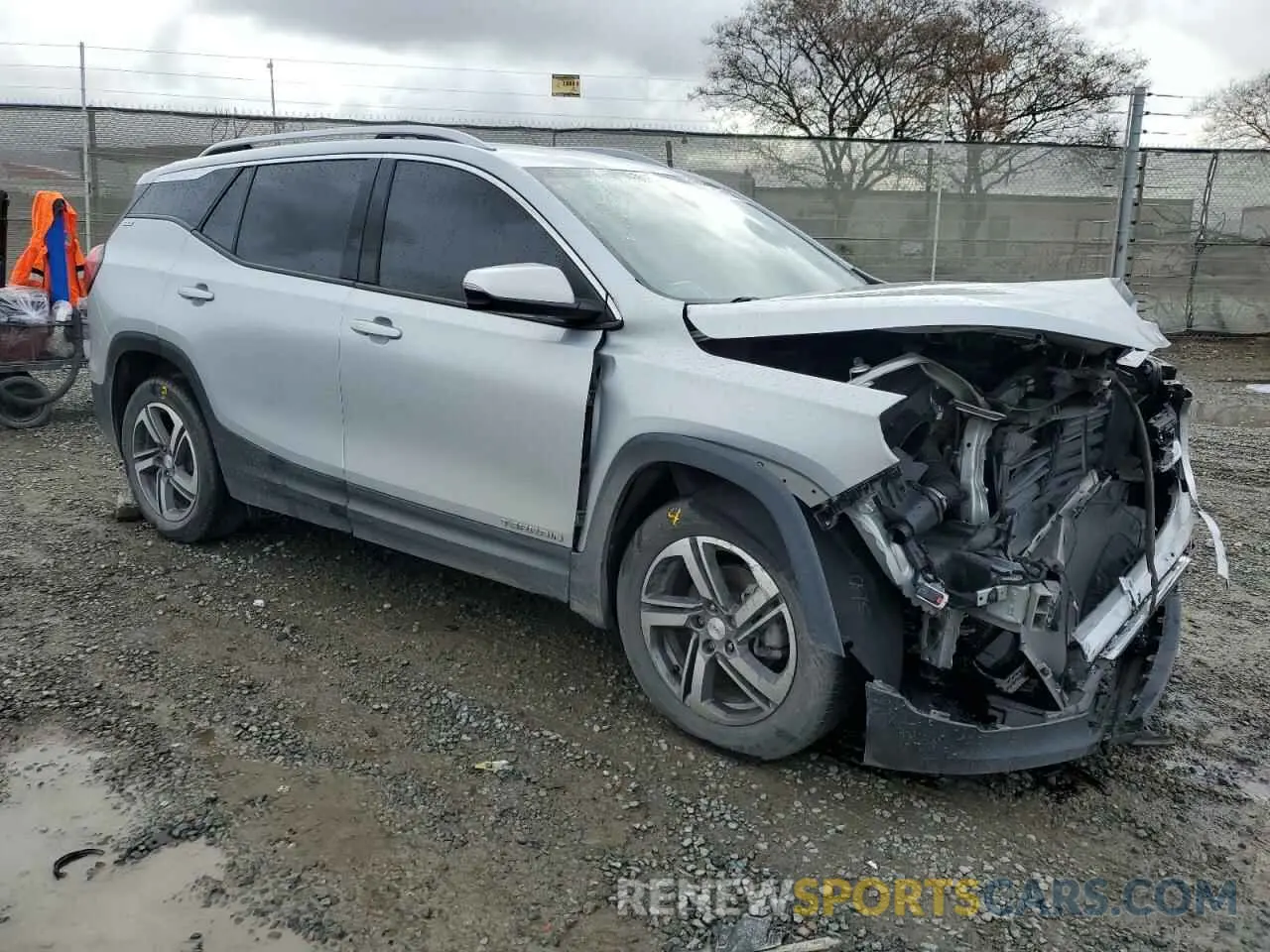 4 fotografías del automóvil dañado 3GKALPEV6LL252856 GMC TERRAIN 2020