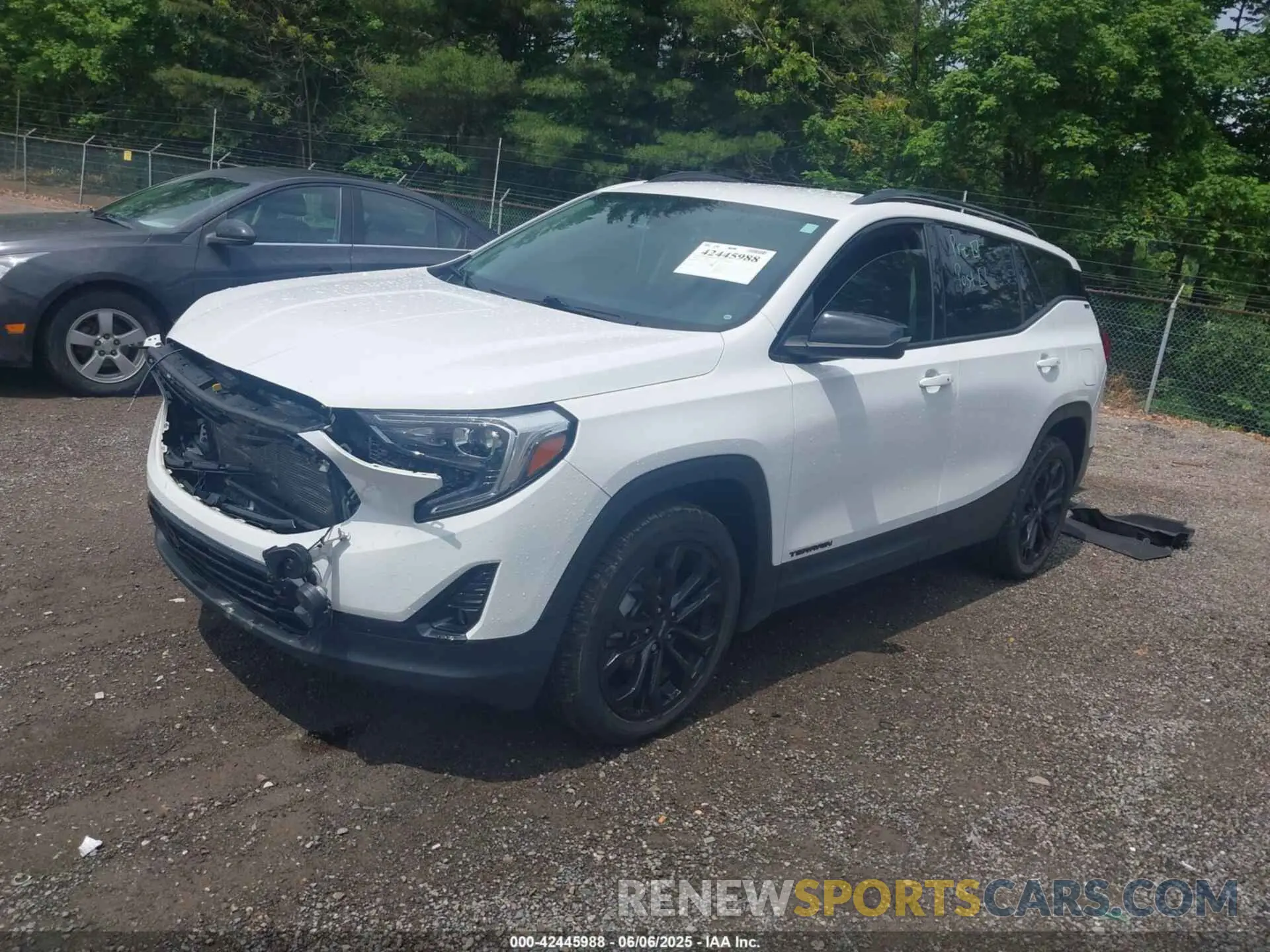 2 fotografías del automóvil dañado 3GKALPEV7LL238092 GMC TERRAIN 2020