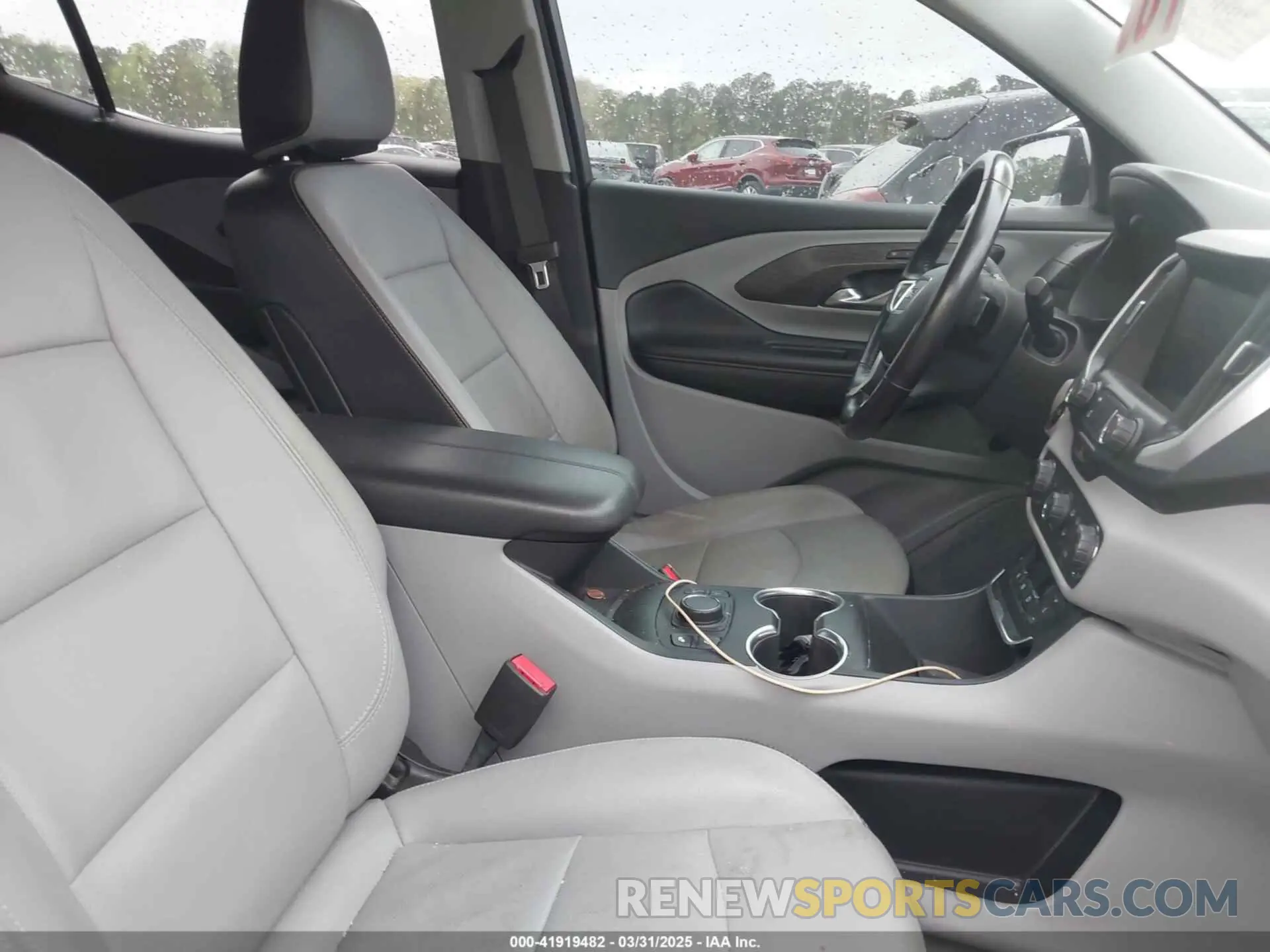 5 fotografías del automóvil dañado 3GKALPEV7LL290533 GMC TERRAIN 2020