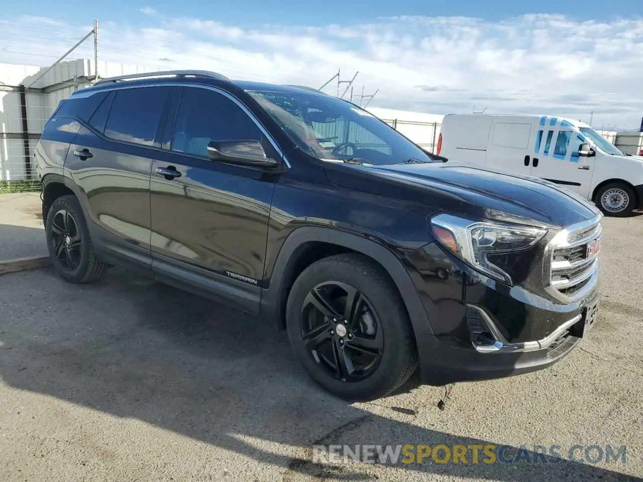 4 fotografías del automóvil dañado 3GKALPEV8LL167808 GMC TERRAIN 2020