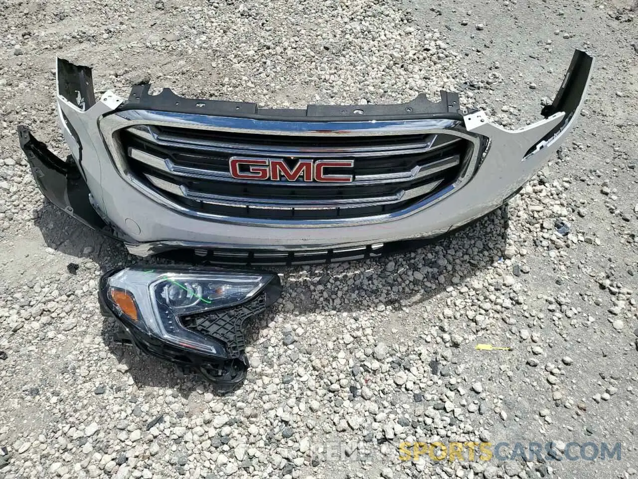12 fotografías del automóvil dañado 3GKALPEVXLL167311 GMC TERRAIN 2020