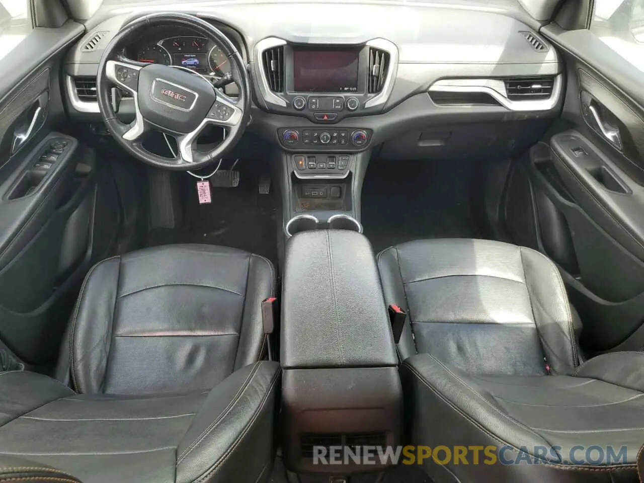 8 fotografías del automóvil dañado 3GKALPEVXLL167311 GMC TERRAIN 2020