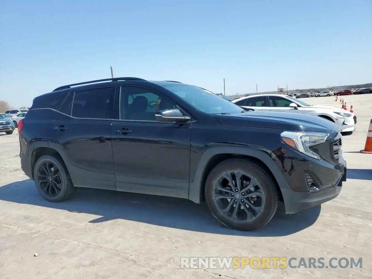 4 fotografías del automóvil dañado 3GKALPEVXLL227345 GMC TERRAIN 2020
