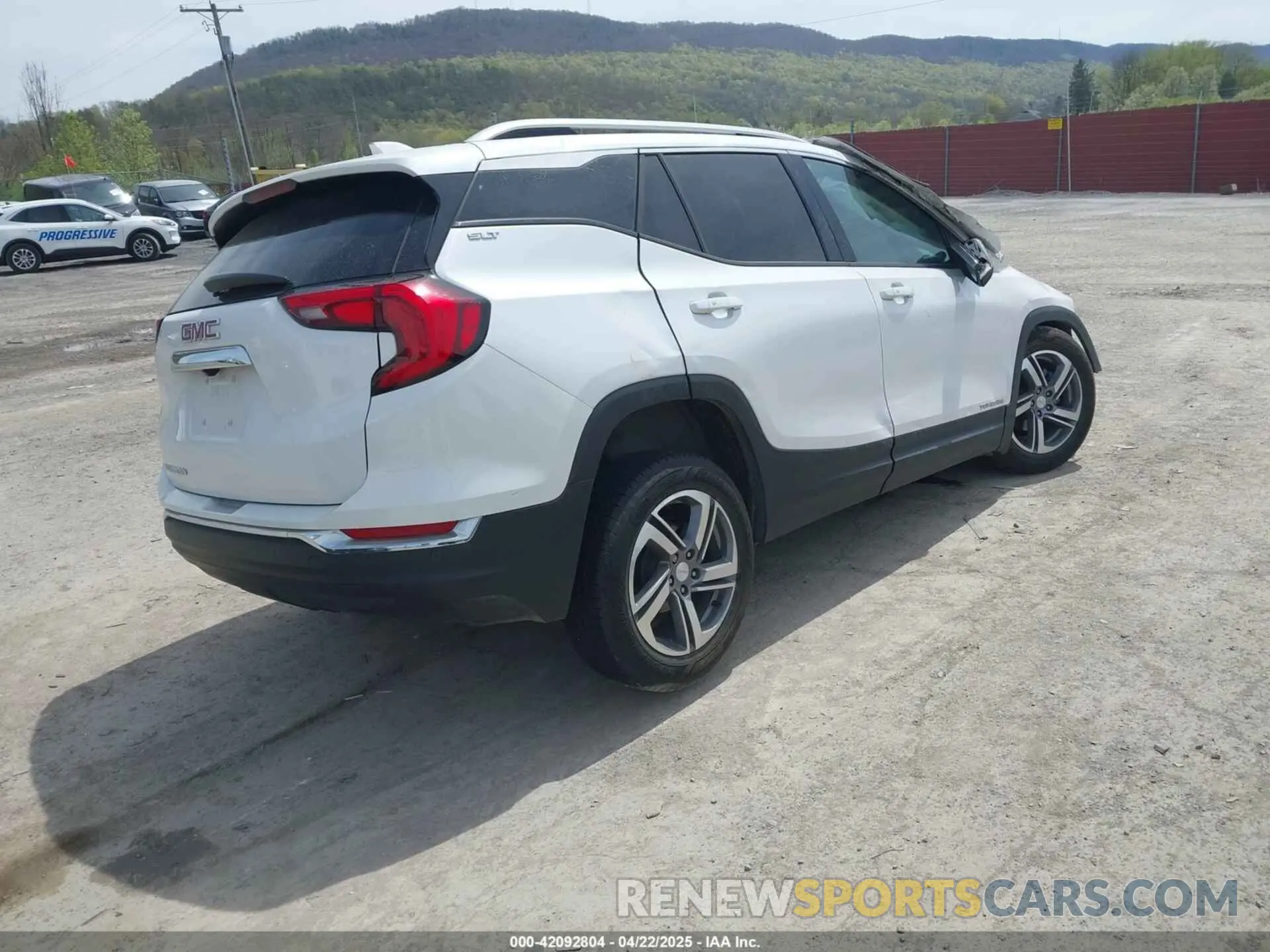 4 fotografías del automóvil dañado 3GKALPEVXLL341491 GMC TERRAIN 2020
