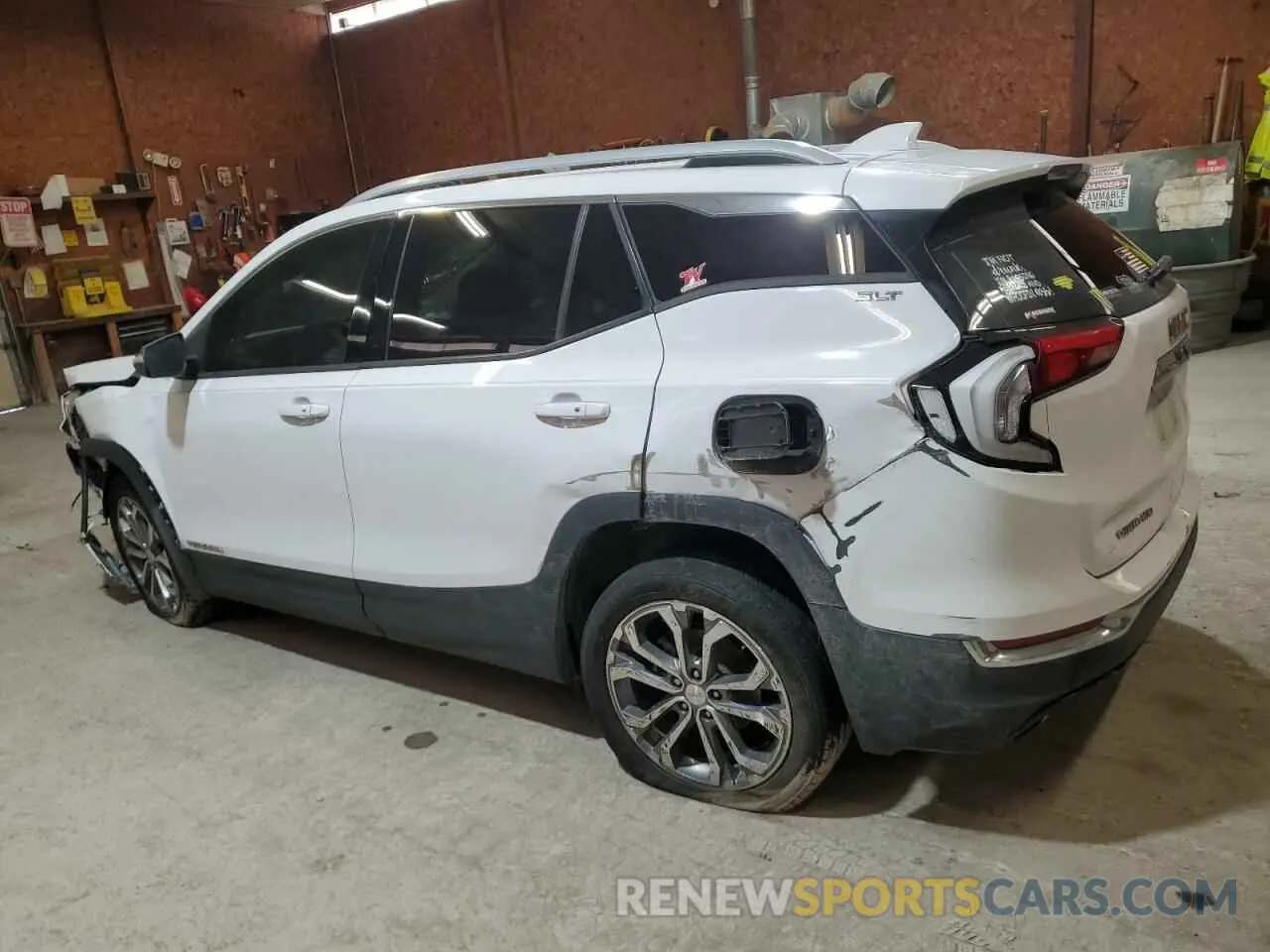 2 fotografías del automóvil dañado 3GKALPEX0LL101013 GMC TERRAIN 2020