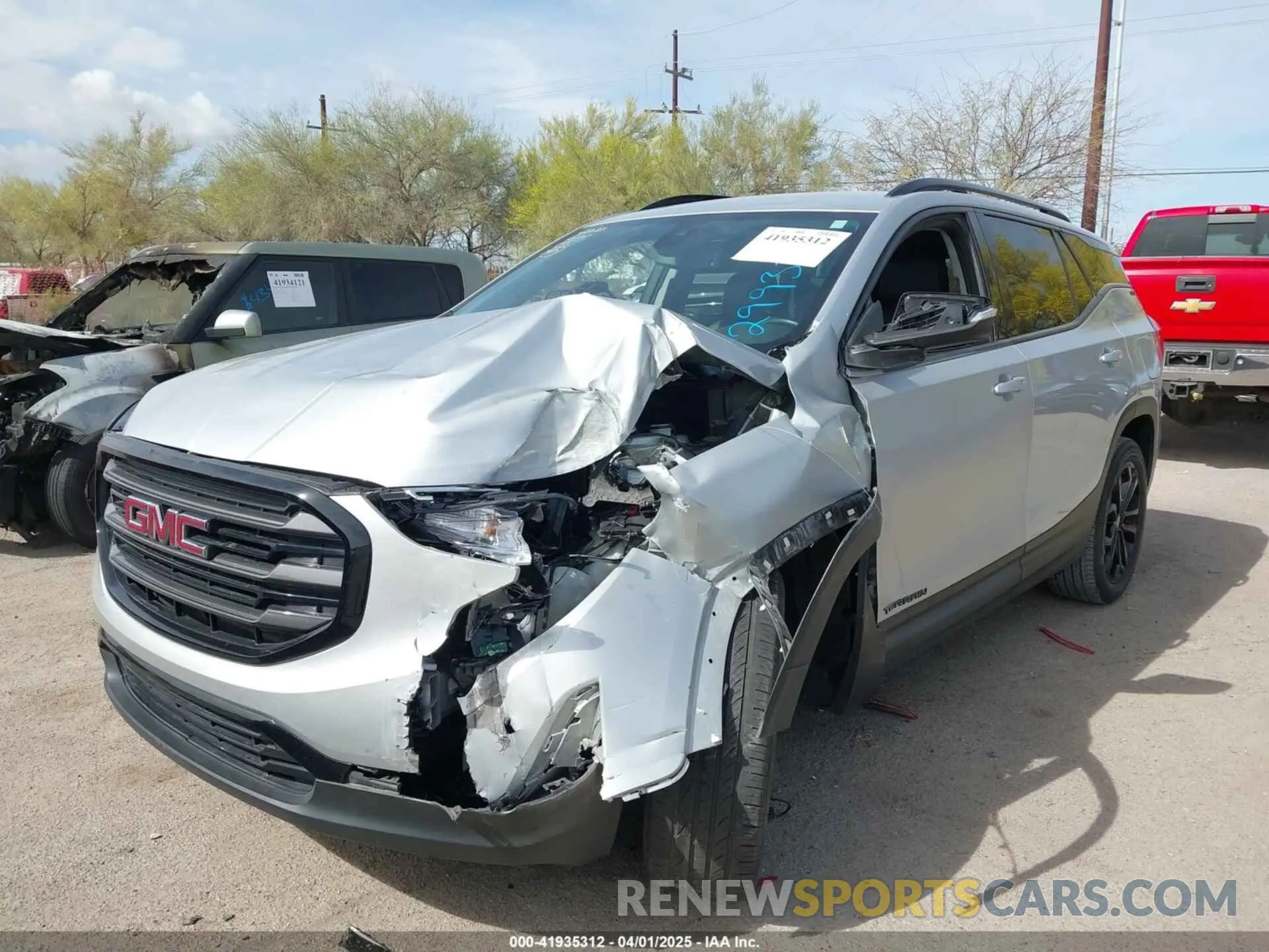 6 fotografías del automóvil dañado 3GKALPEX2LL299335 GMC TERRAIN 2020