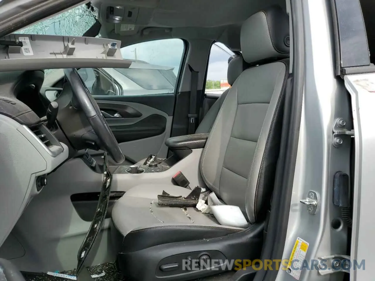 7 fotografías del automóvil dañado 3GKALPEX5LL238450 GMC TERRAIN 2020