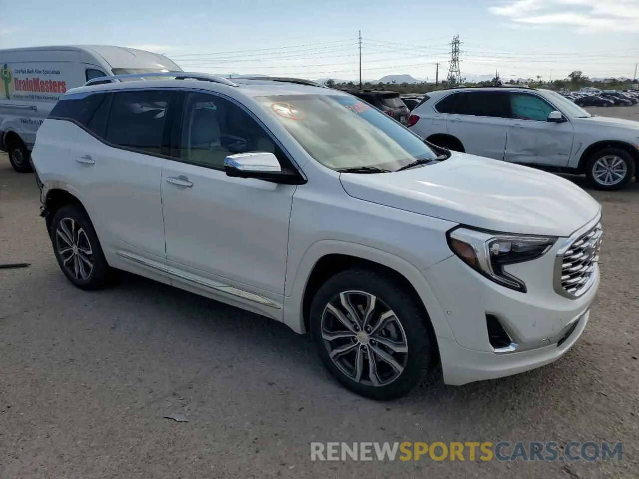 4 fotografías del automóvil dañado 3GKALSEX2LL306982 GMC TERRAIN 2020