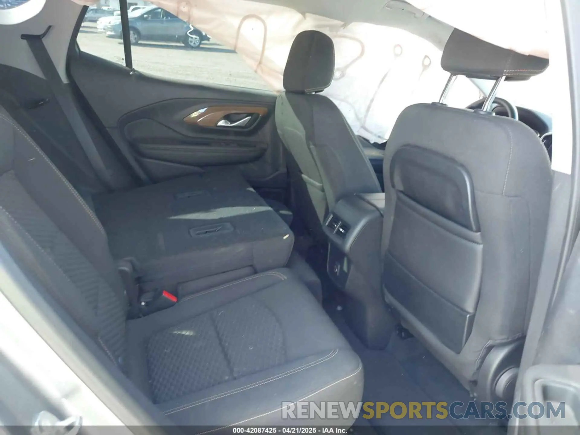 8 fotografías del automóvil dañado 3GKALTEV2LL189800 GMC TERRAIN 2020