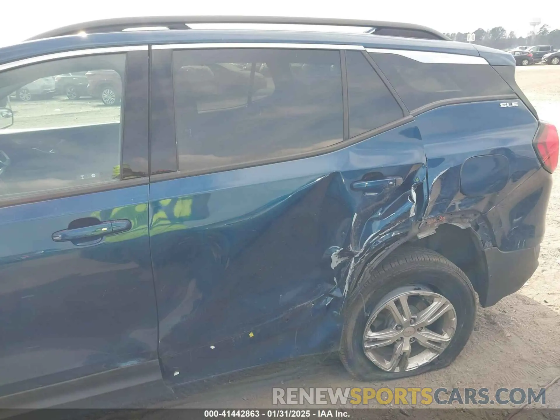 18 fotografías del automóvil dañado 3GKALTEV8LL308773 GMC TERRAIN 2020
