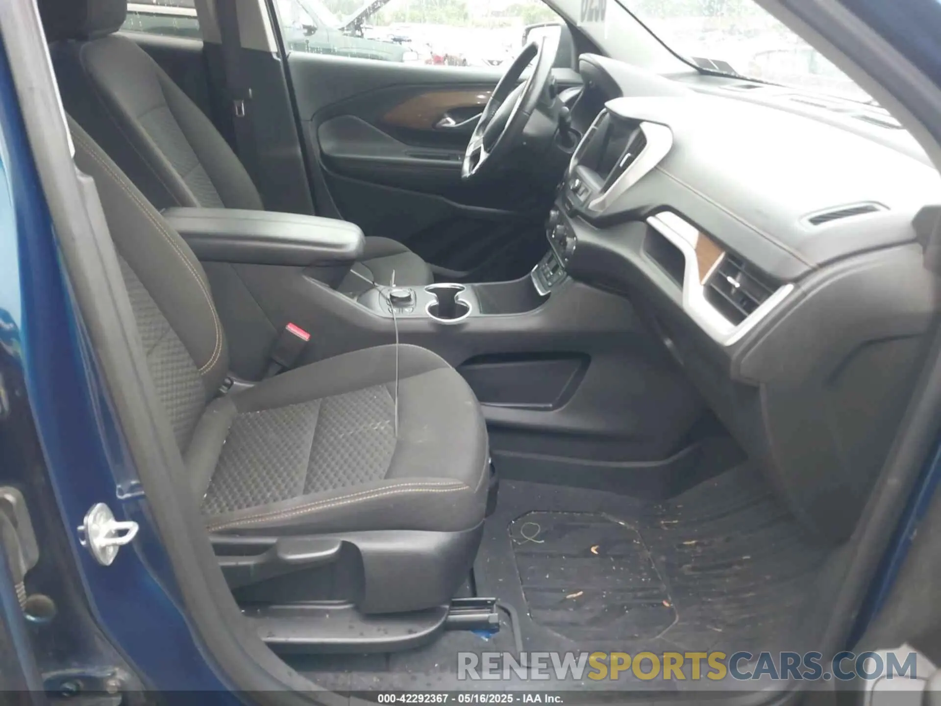 5 fotografías del automóvil dañado 3GKALTEV9LL184285 GMC TERRAIN 2020