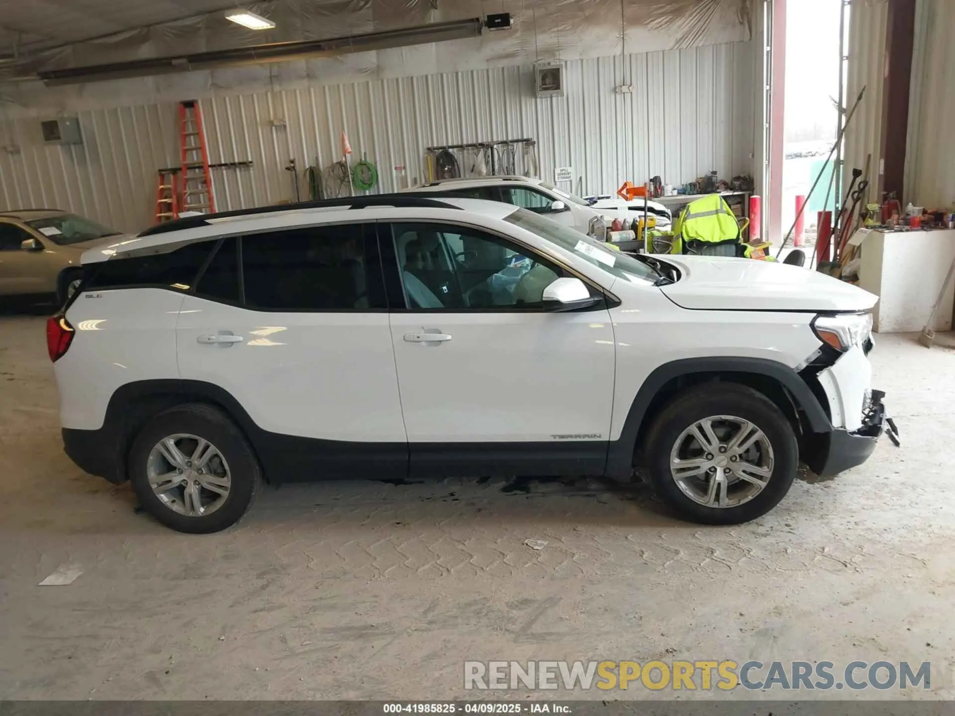 13 fotografías del automóvil dañado 3GKALTEVXLL118635 GMC TERRAIN 2020