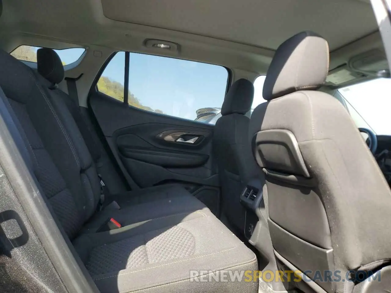 11 fotografías del automóvil dañado 3GKALTEVXLL127559 GMC TERRAIN 2020