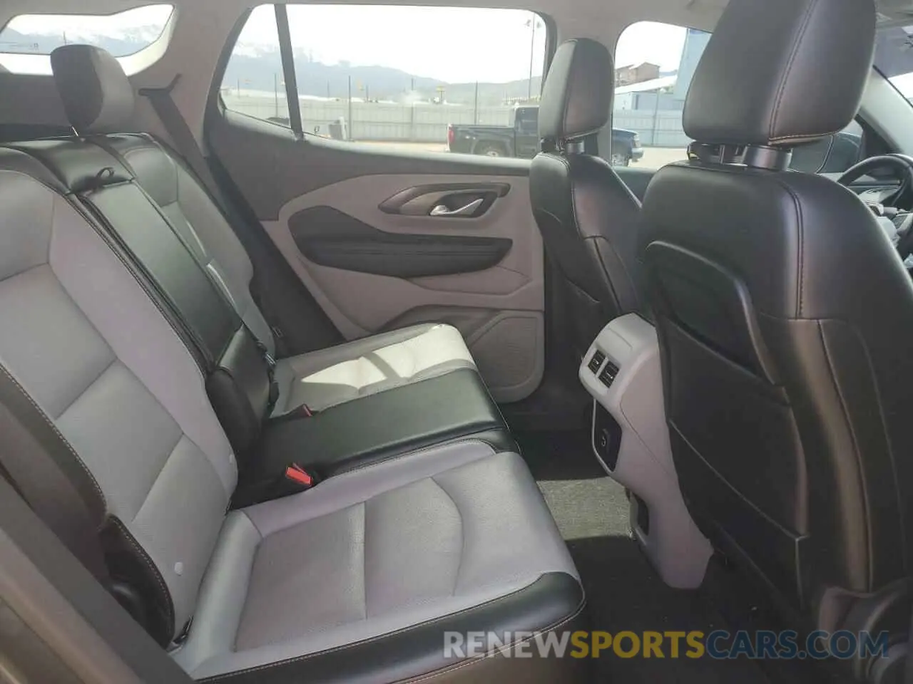 11 fotografías del automóvil dañado 3GKALVEV0LL192836 GMC TERRAIN 2020