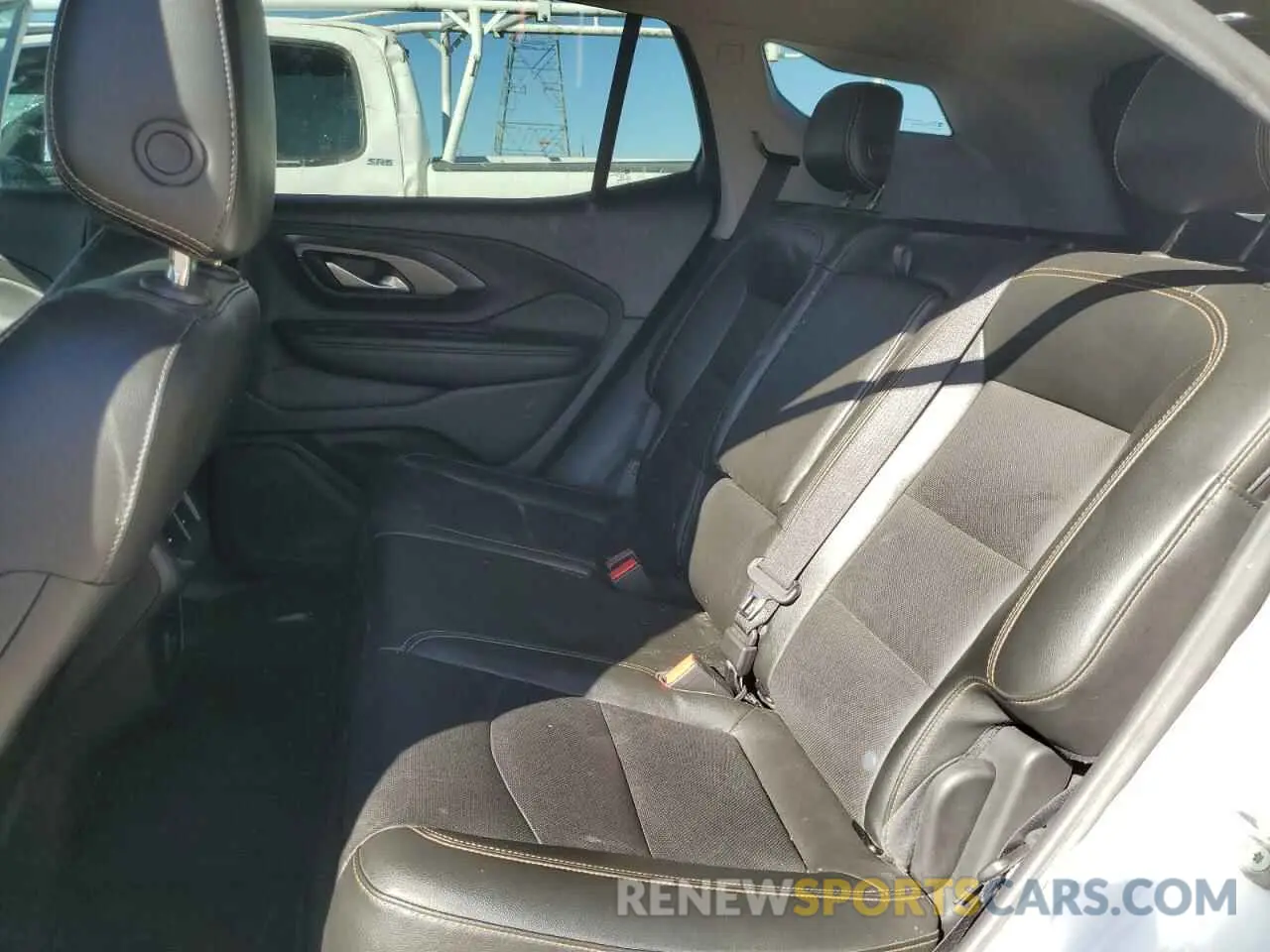 11 fotografías del automóvil dañado 3GKALVEV0LL207187 GMC TERRAIN 2020